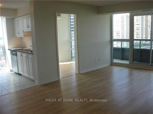 Photo 7 of Unit 1208, 25 Lower Simcoe Street, Toronto, Waterfront Communities — HOMEH