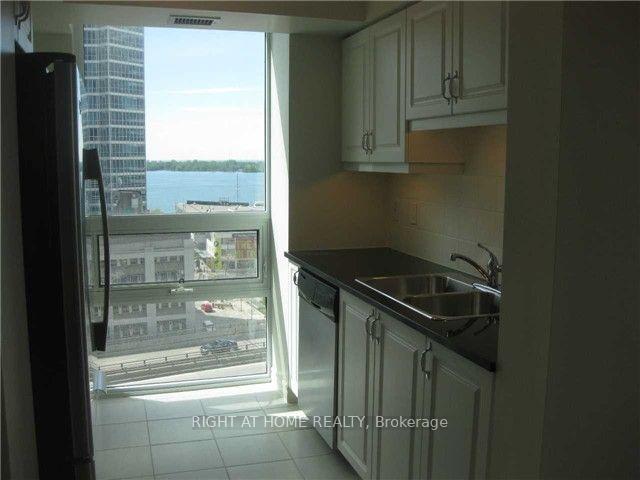 Photo 19 of Unit 1208, 25 Lower Simcoe Street, Toronto, Waterfront Communities — HOMEH