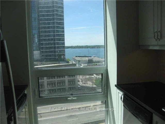 Photo 25 of Unit 1208, 25 Lower Simcoe Street, Toronto, Waterfront Communities — HOMEH
