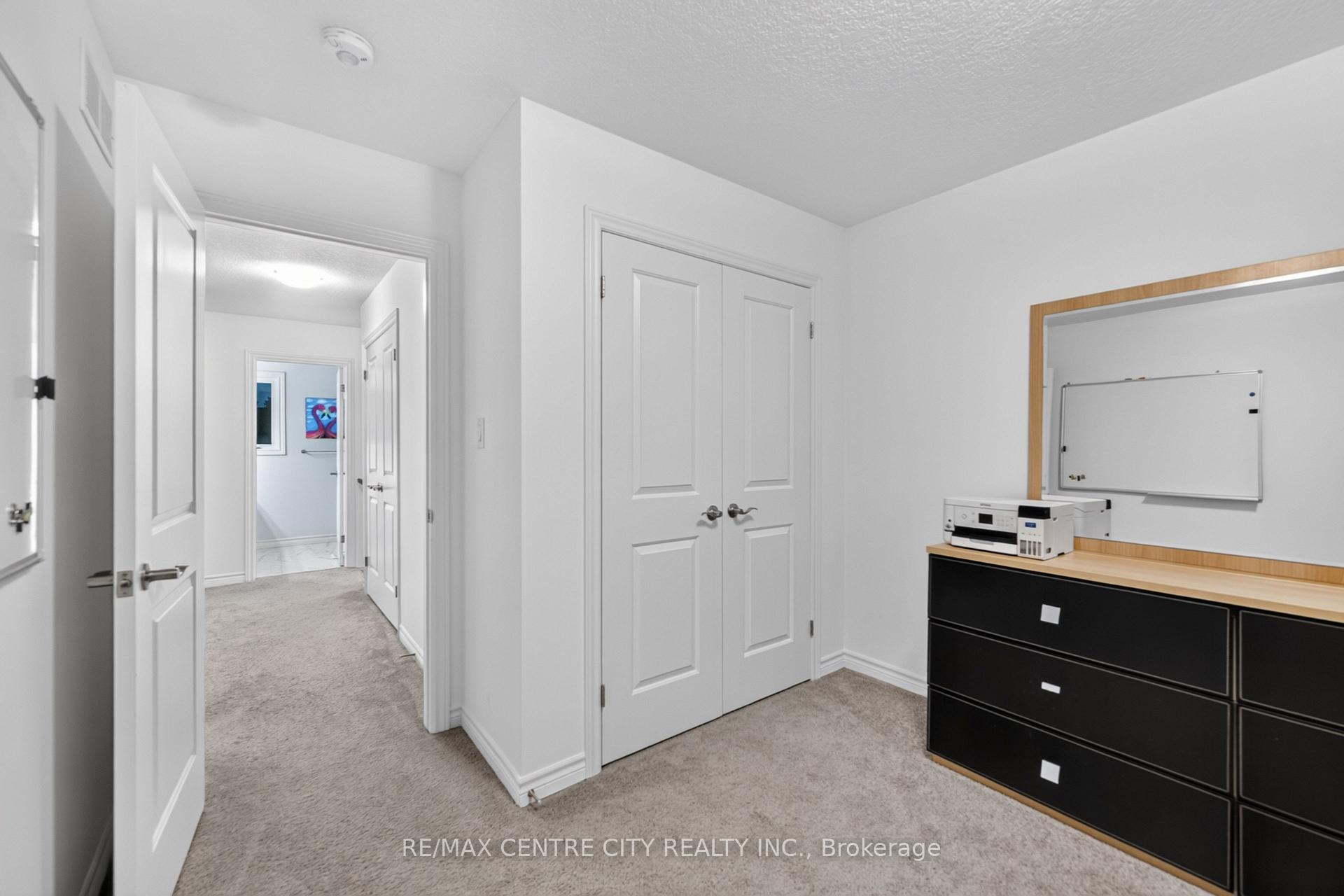 Photo 34 of 1740 Finley Crescent, London, North I — HOMEH