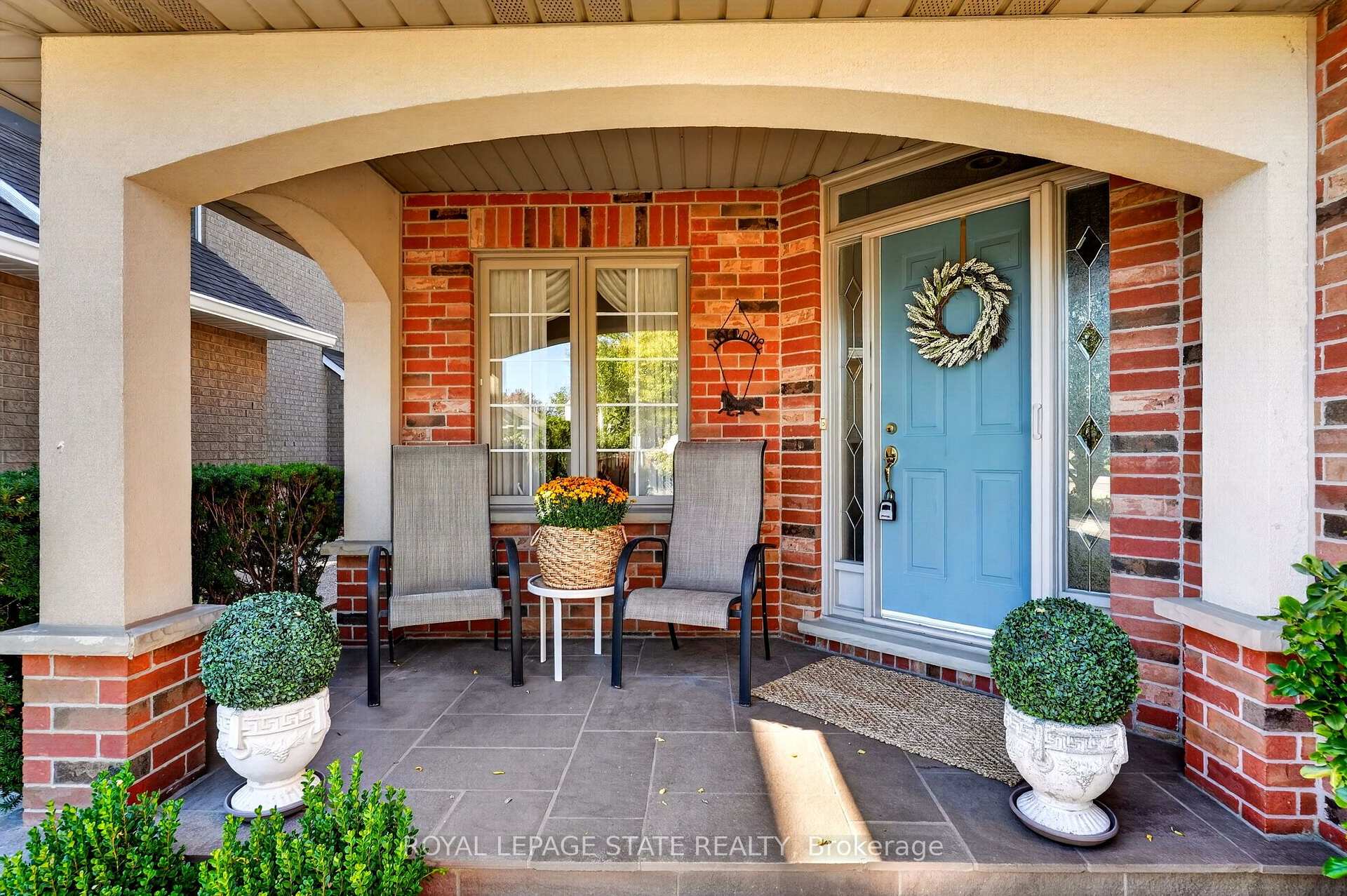Photo 6 of 39 Bellstone Lane, Hamilton, Mount Hope — HOMEH