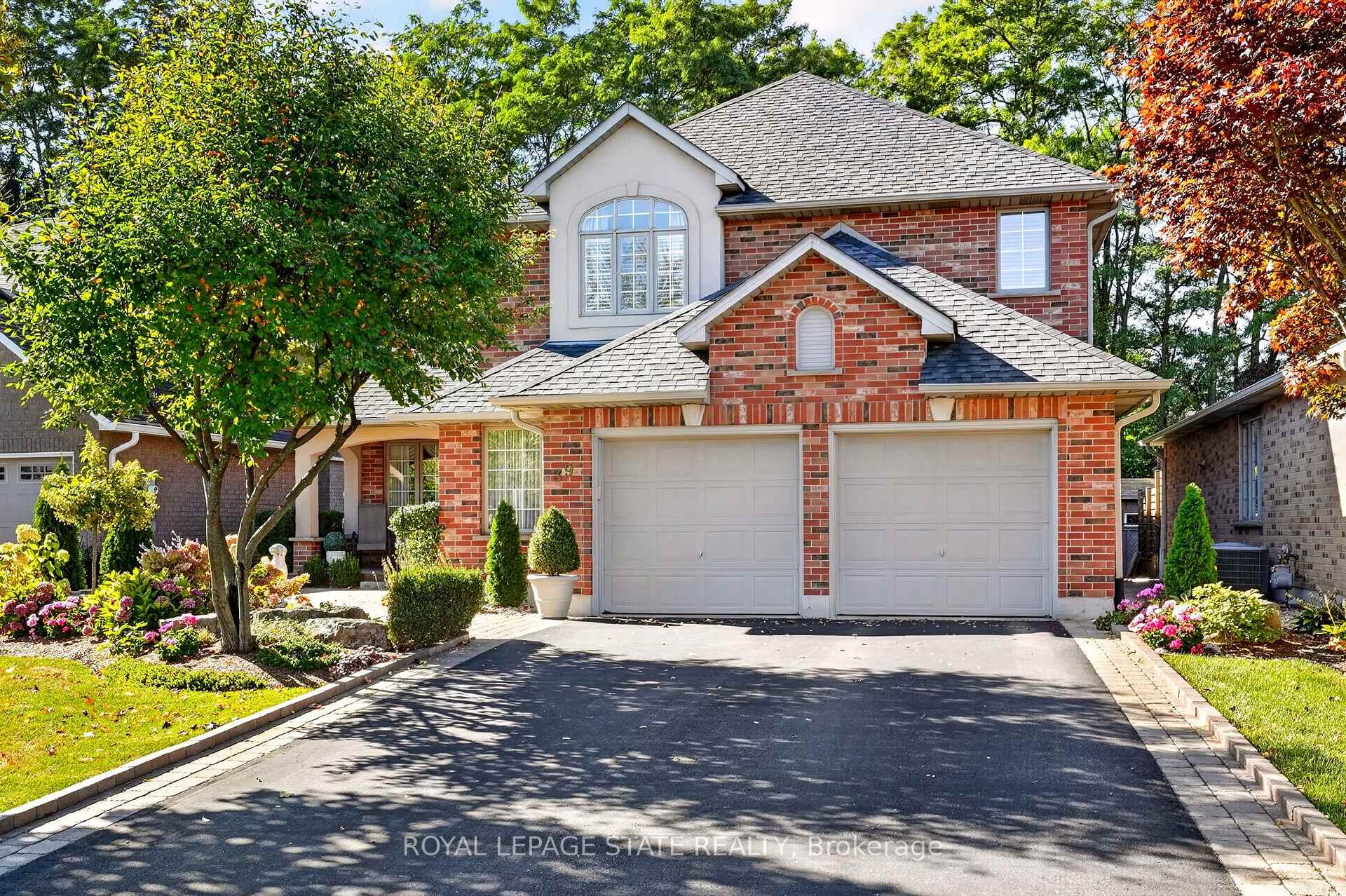 Photo 8 of 39 Bellstone Lane, Hamilton, Mount Hope — HOMEH