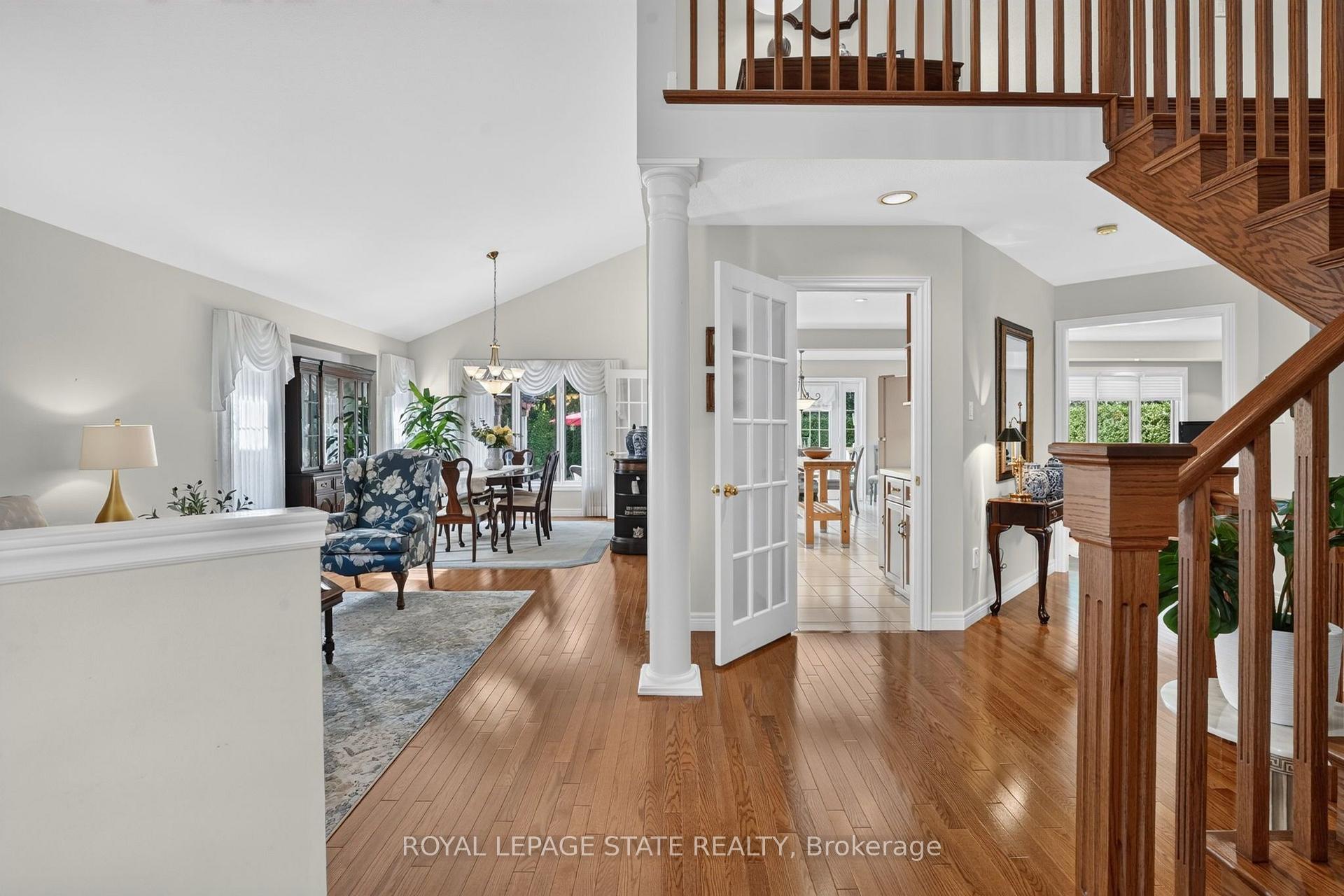 Photo 11 of 39 Bellstone Lane, Hamilton, Mount Hope — HOMEH