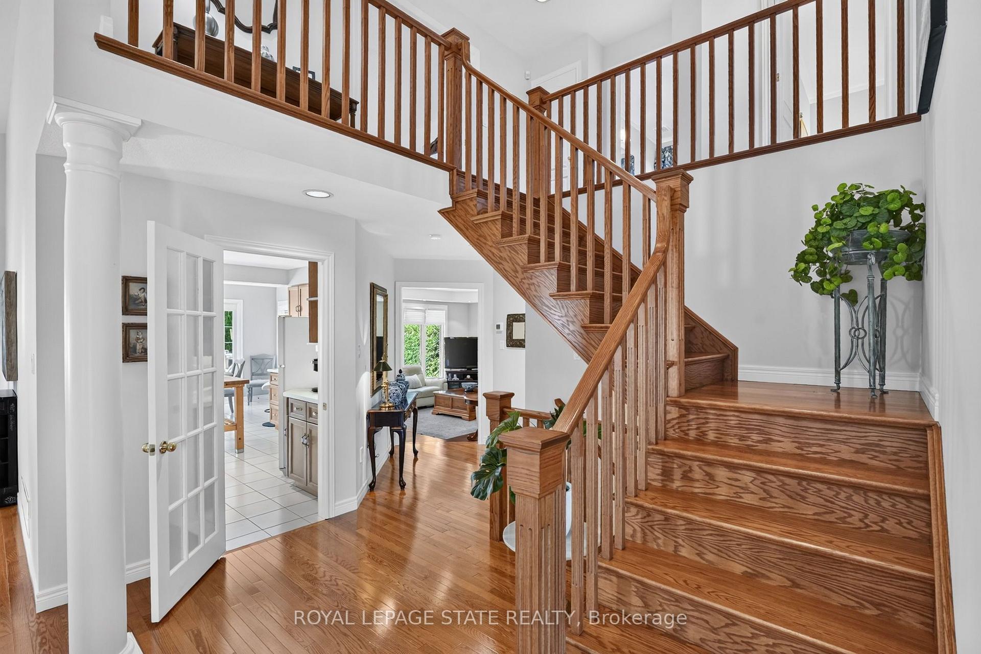 Photo 12 of 39 Bellstone Lane, Hamilton, Mount Hope — HOMEH