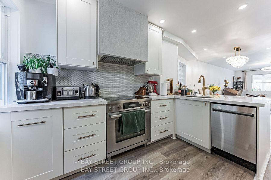 Photo 3 of 397 Kingston Road, Toronto, The Beaches — HOMEH