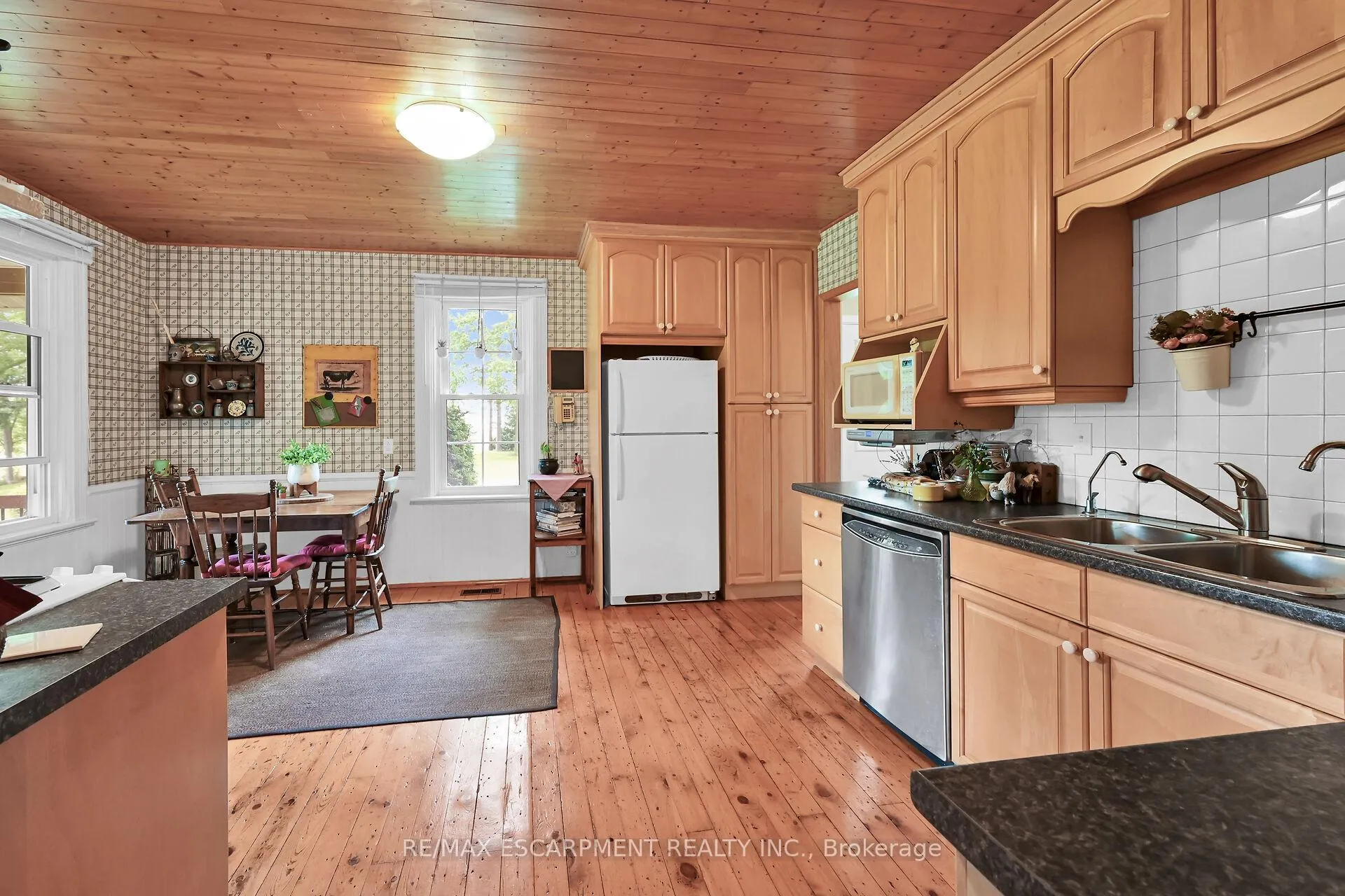 Photo 15 of 463 Concession 14 Road, Haldimand — HOMEH