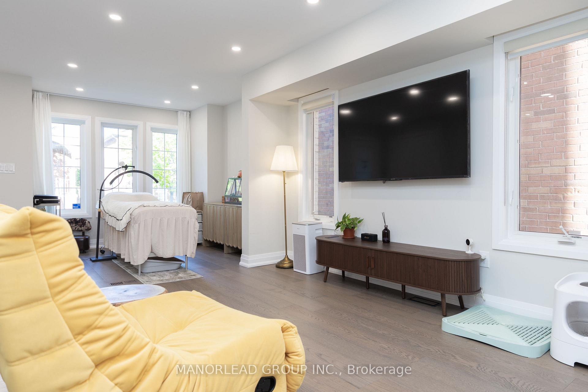 Photo 4 of 8 Rock Garden Street, Markham, Cornell — HOMEH