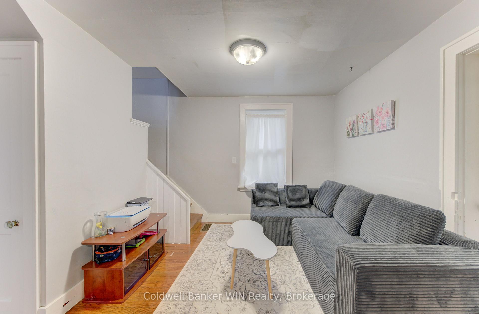 Photo 13 of 160 Queen Street E, Wellington North, Mount Forest — HOMEH