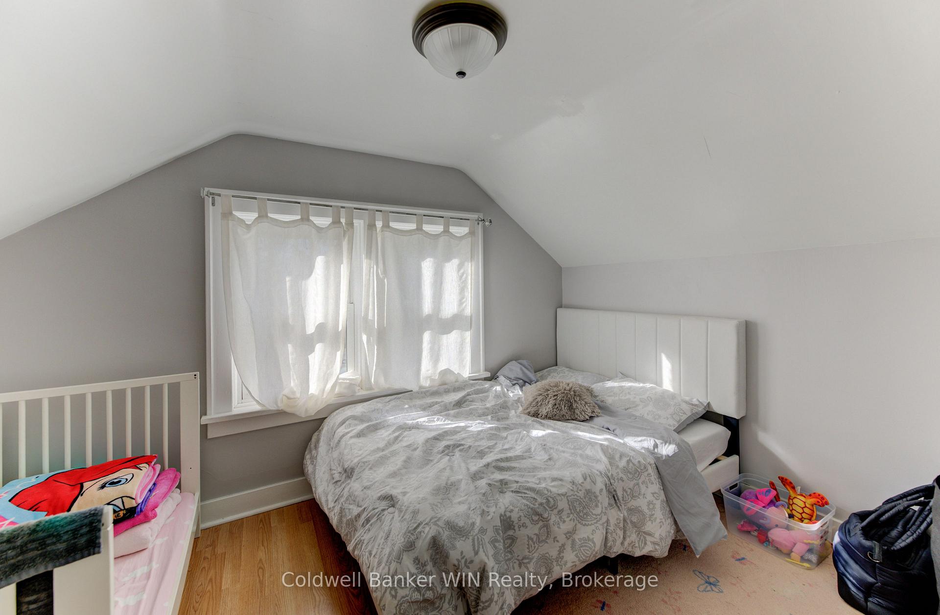 Photo 14 of 160 Queen Street E, Wellington North, Mount Forest — HOMEH