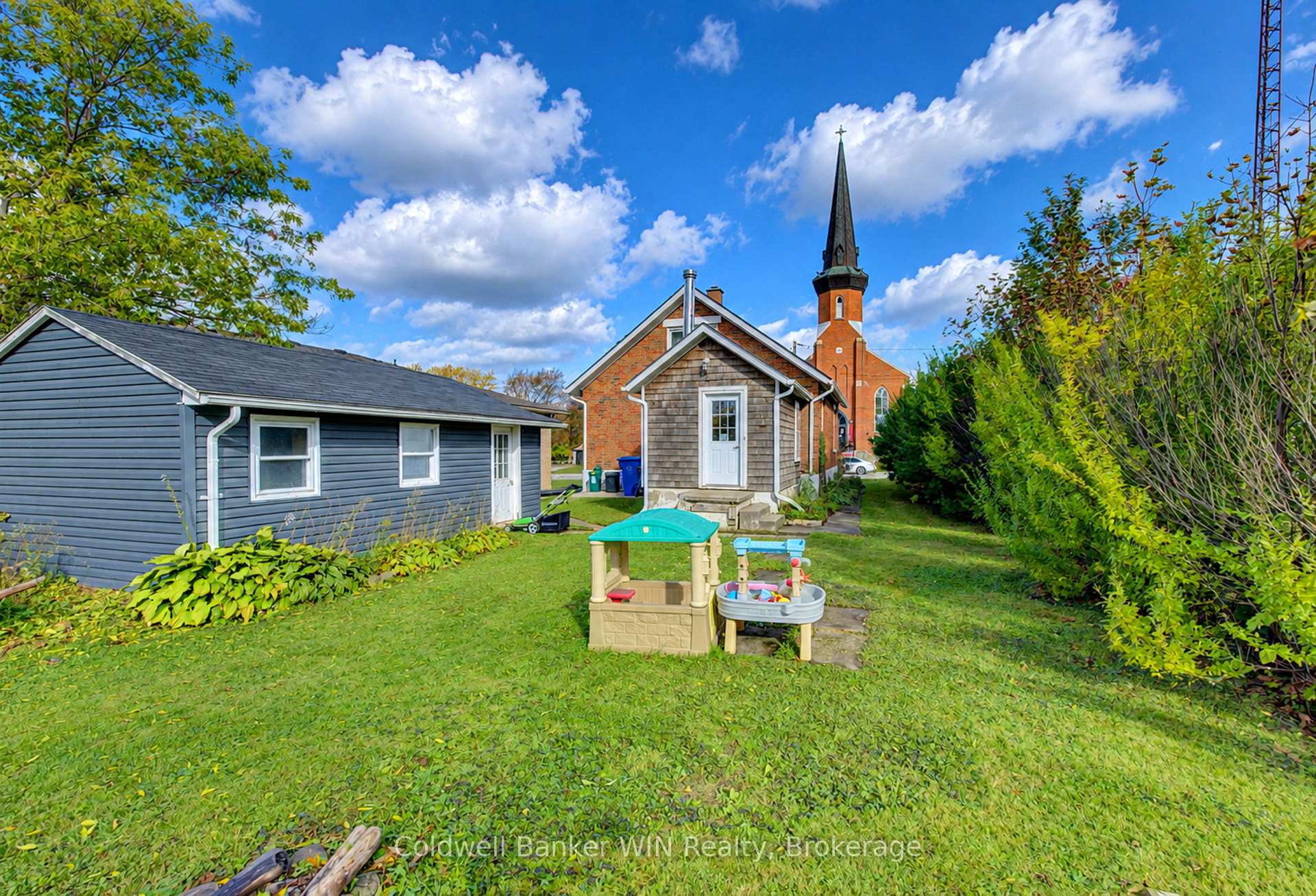 Photo 22 of 160 Queen Street E, Wellington North, Mount Forest — HOMEH