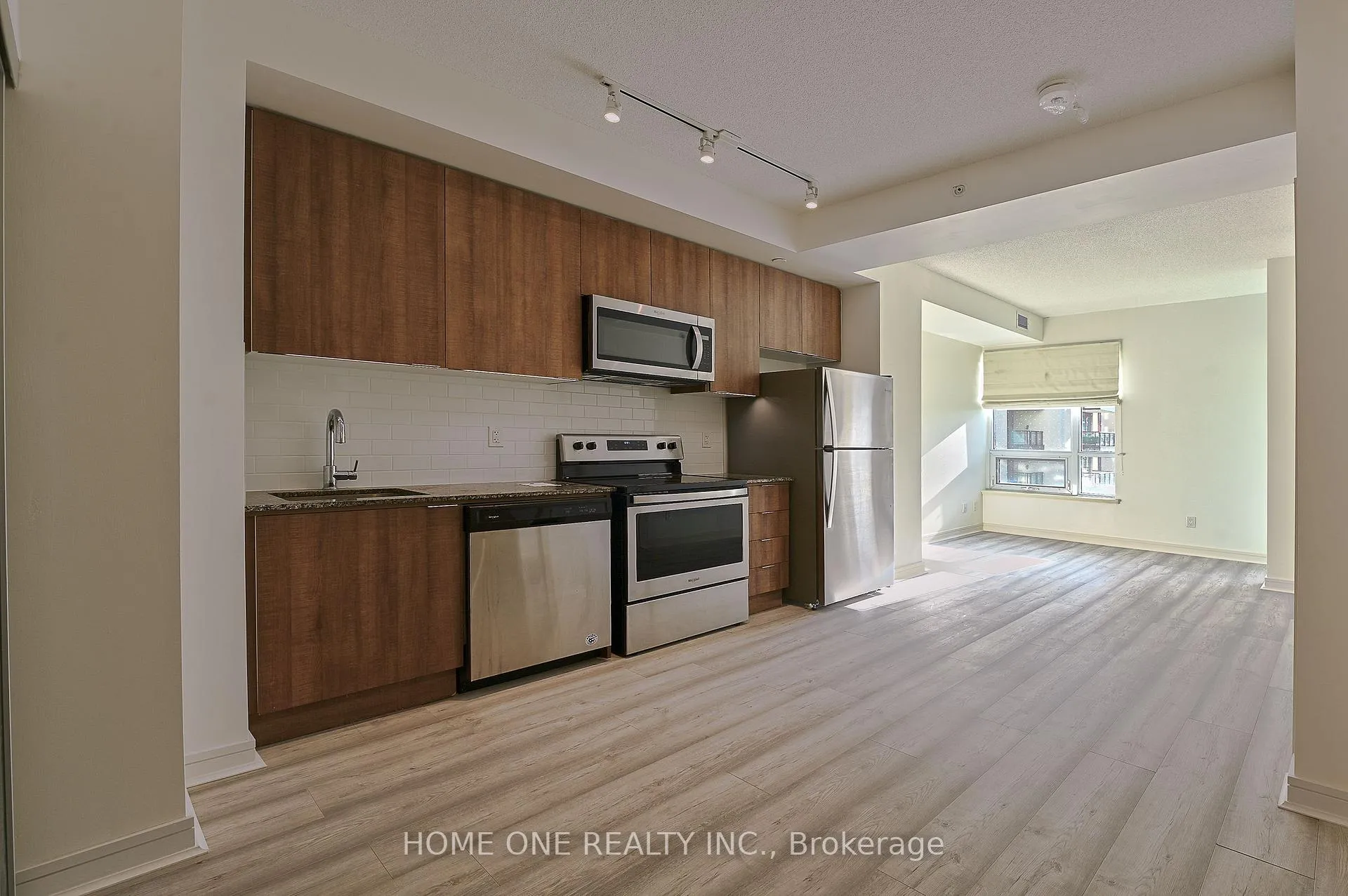 Photo 12 of Unit 509, 621 Sheppard Avenue E, North York, Bayview Village — HOMEH