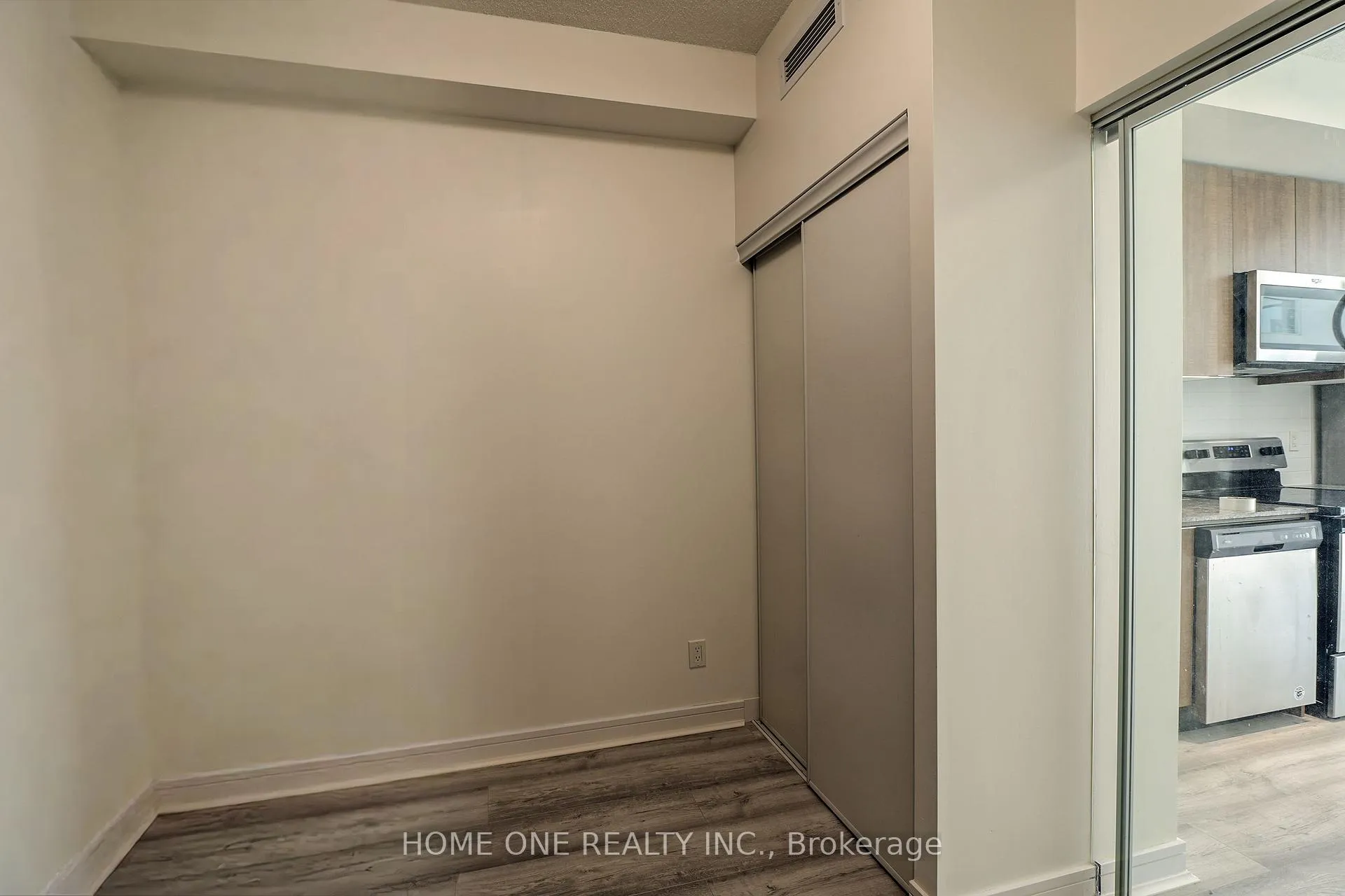 Photo 25 of Unit 509, 621 Sheppard Avenue E, North York, Bayview Village — HOMEH