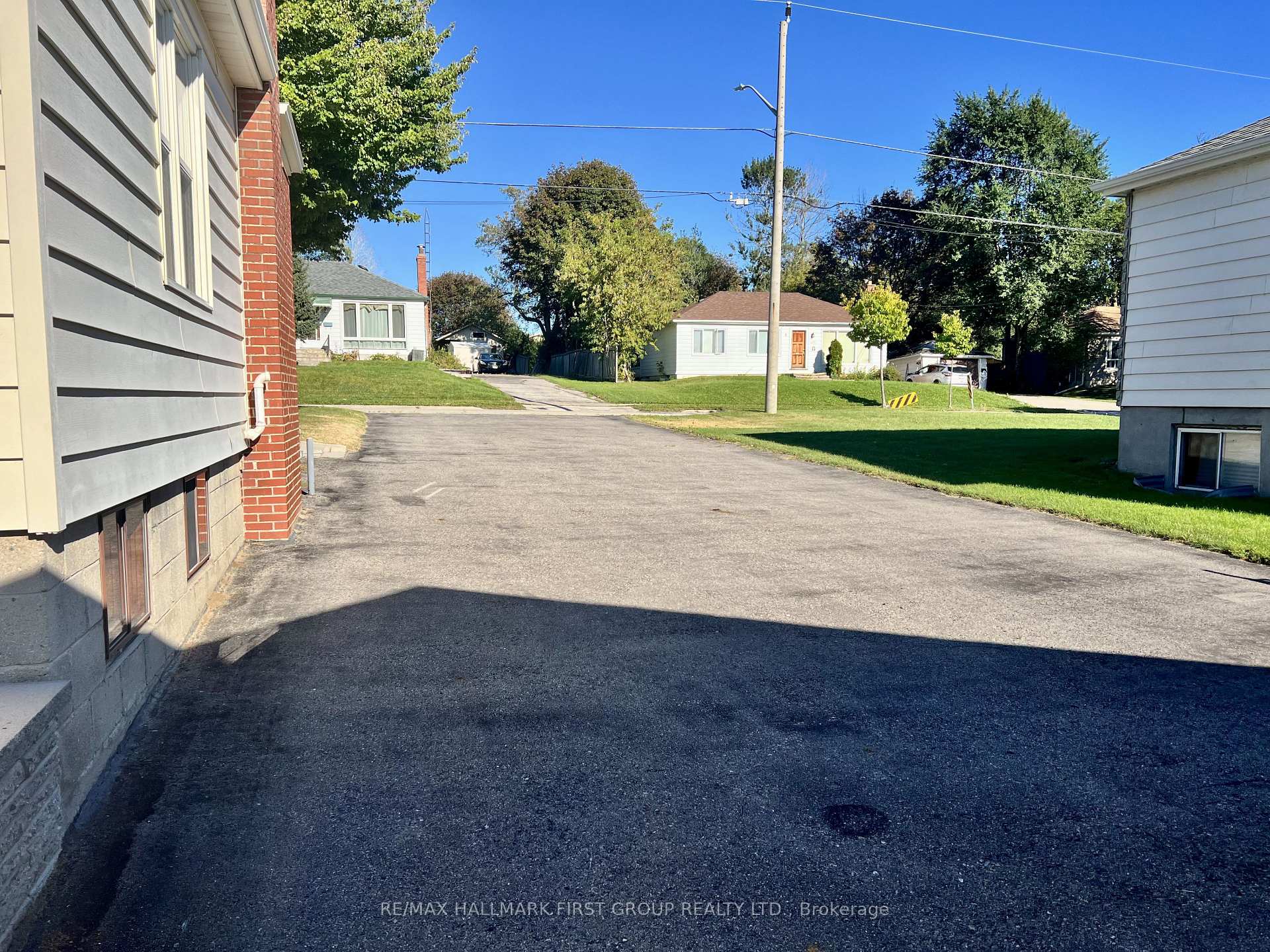 Photo 5 of 1984 Glendale Drive, Pickering, Liverpool — HOMEH