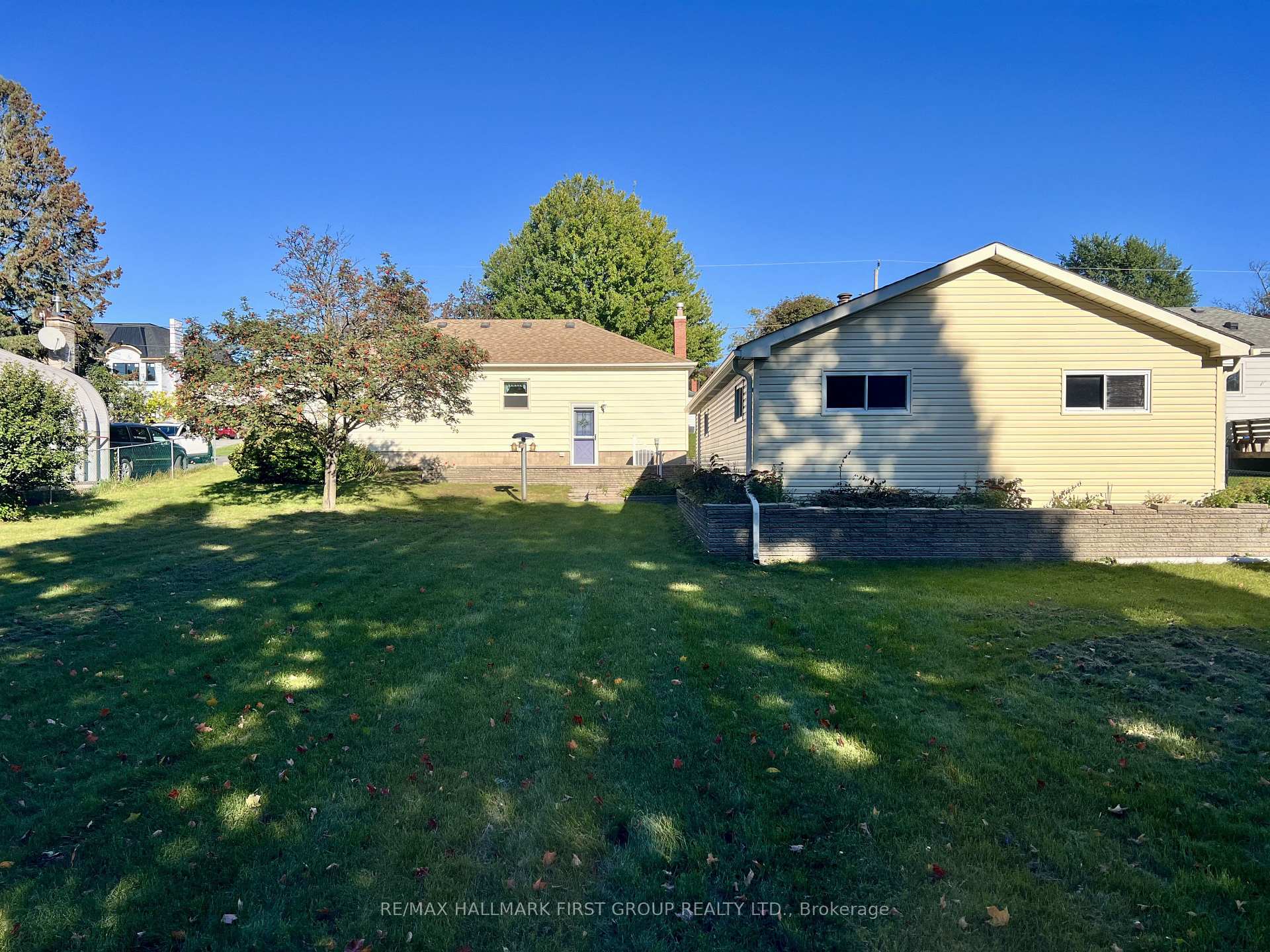 Photo 35 of 1984 Glendale Drive, Pickering, Liverpool — HOMEH