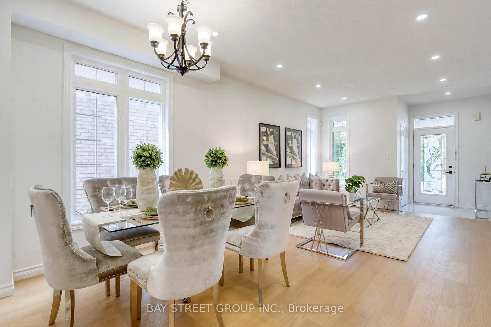 Photo 8 of 15 Fraserwood Road, Vaughan, Patterson — HOMEH