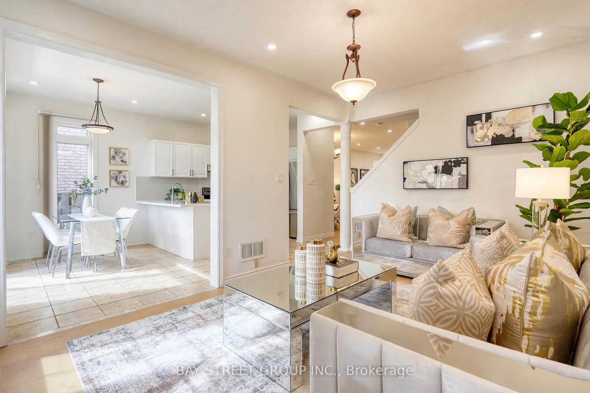 Photo 13 of 15 Fraserwood Road, Vaughan, Patterson — HOMEH