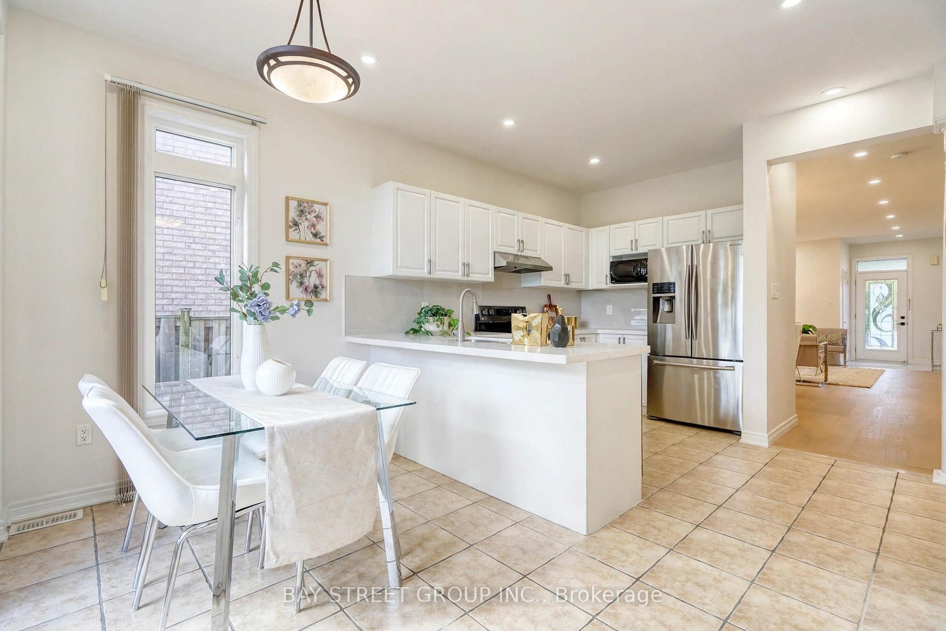 Photo 14 of 15 Fraserwood Road, Vaughan, Patterson — HOMEH