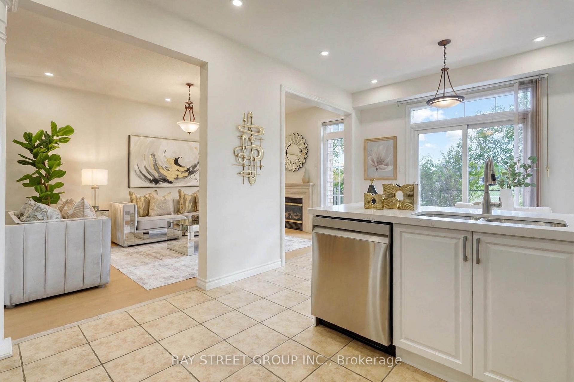 Photo 17 of 15 Fraserwood Road, Vaughan, Patterson — HOMEH