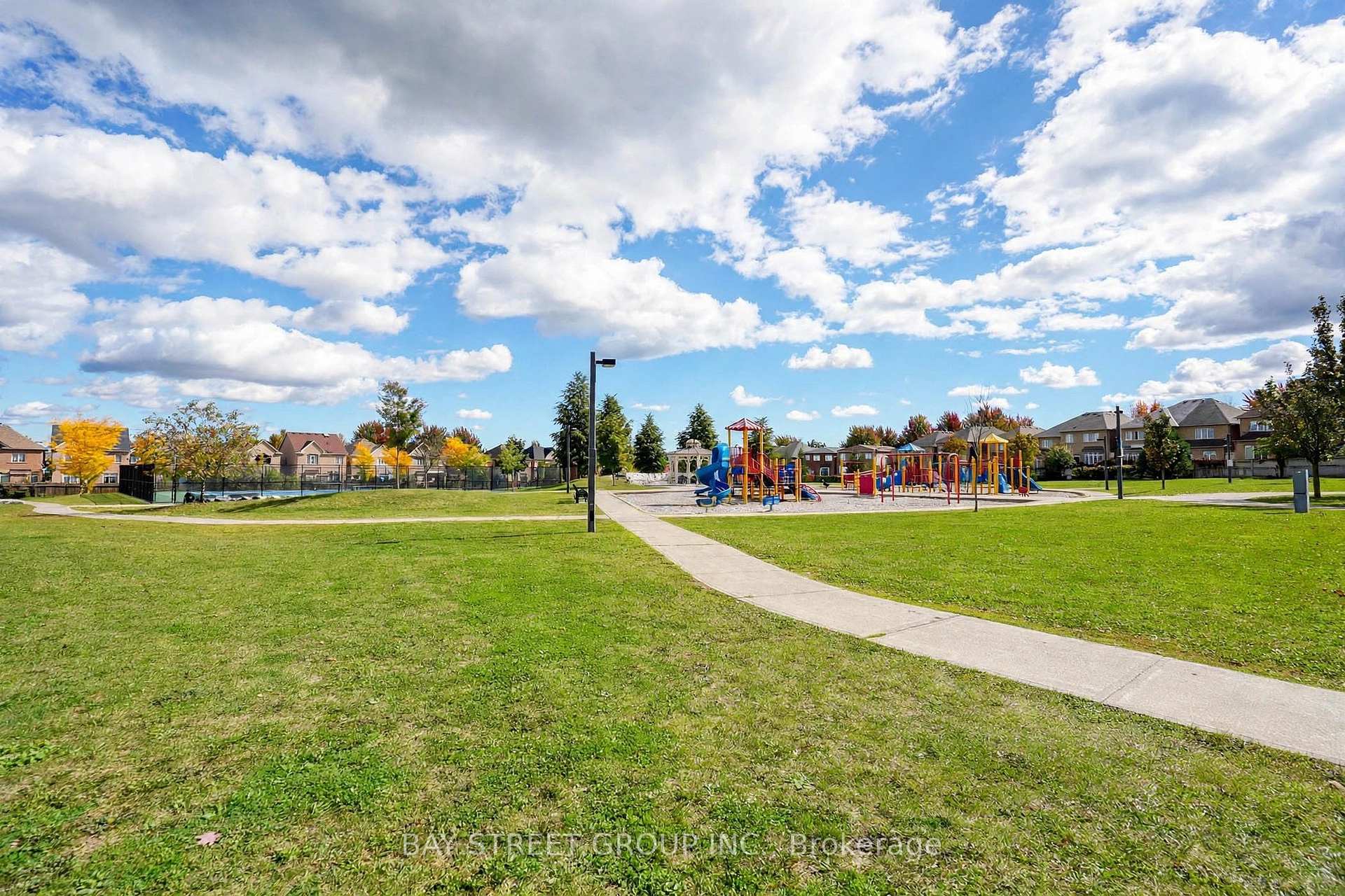 Photo 39 of 15 Fraserwood Road, Vaughan, Patterson — HOMEH