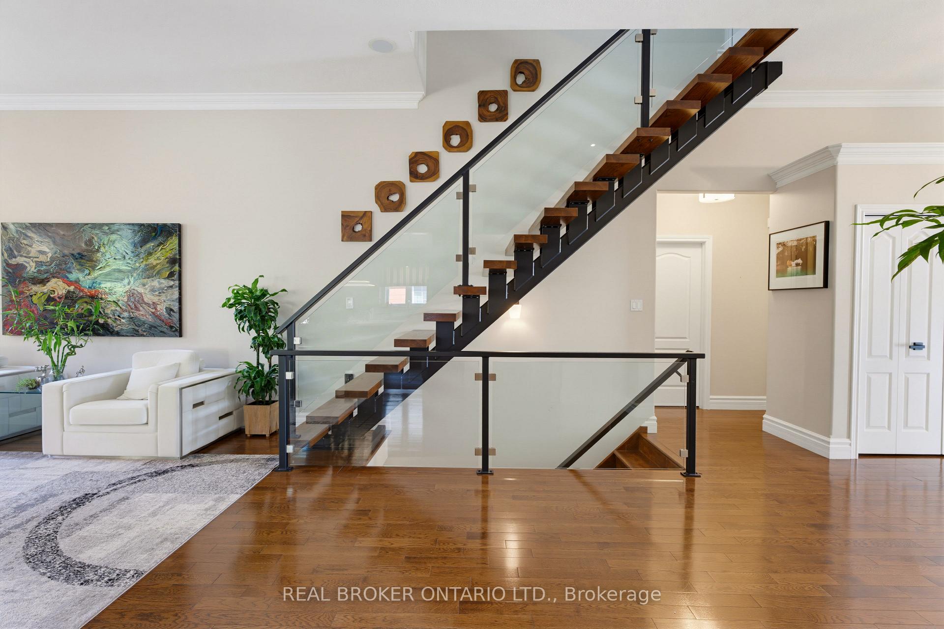 Photo 8 of 70 Deer Ridge Crescent, Kitchener, Pioneer Tower West — HOMEH