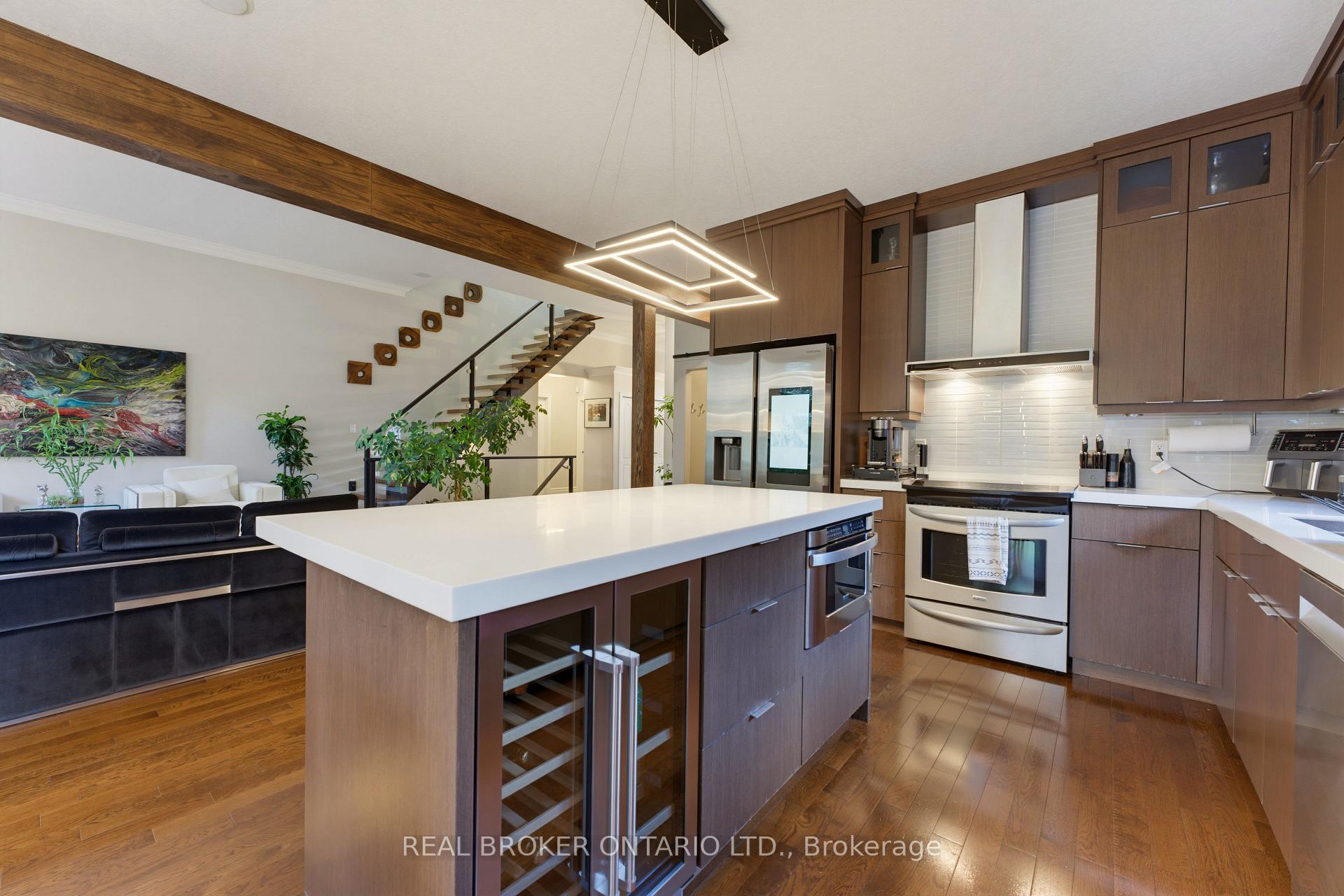 Photo 11 of 70 Deer Ridge Crescent, Kitchener, Pioneer Tower West — HOMEH