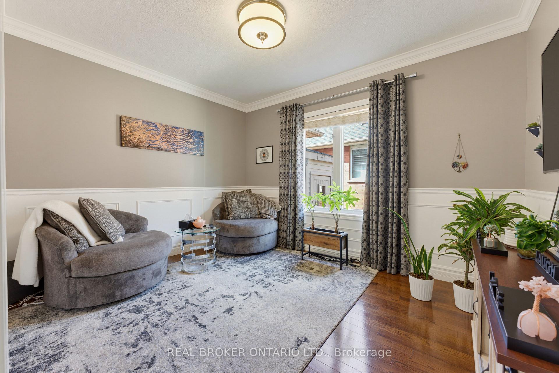 Photo 13 of 70 Deer Ridge Crescent, Kitchener, Pioneer Tower West — HOMEH