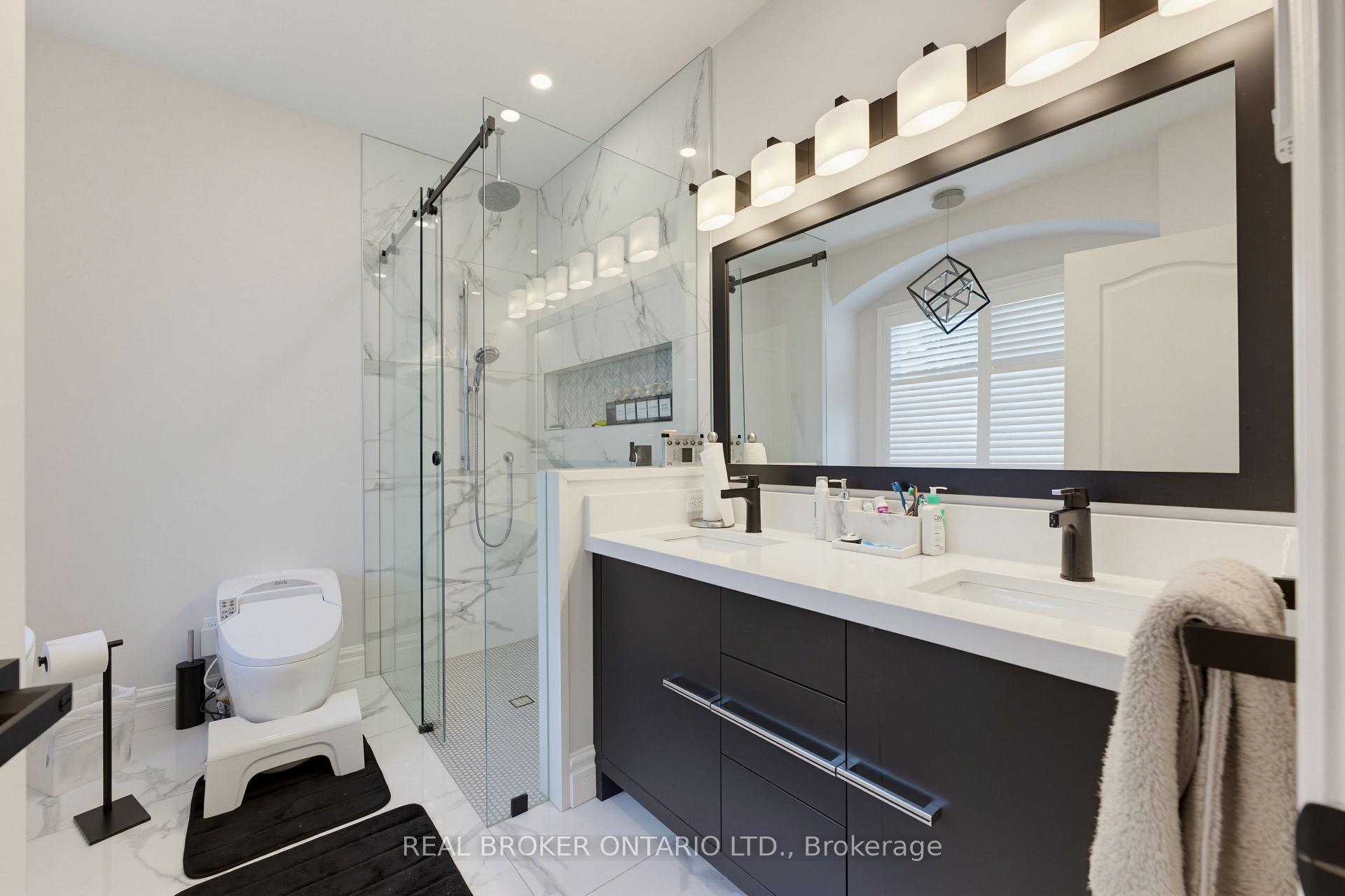 Photo 16 of 70 Deer Ridge Crescent, Kitchener, Pioneer Tower West — HOMEH