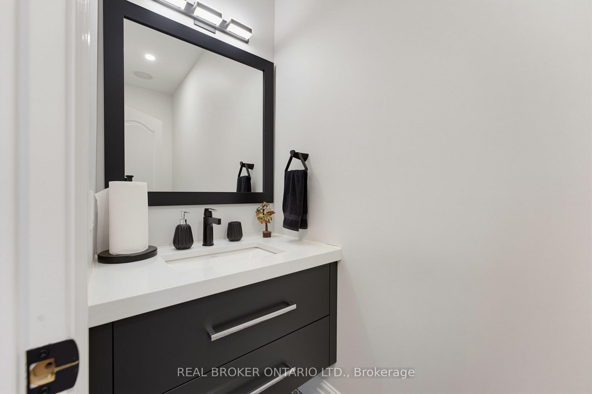 Photo 19 of 70 Deer Ridge Crescent, Kitchener, Pioneer Tower West — HOMEH