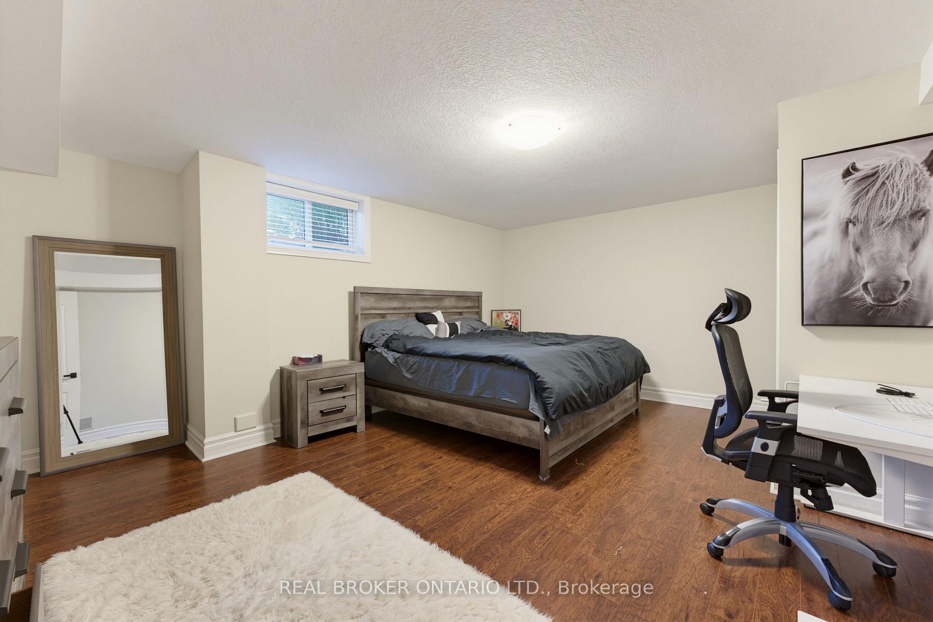 Photo 32 of 70 Deer Ridge Crescent, Kitchener, Pioneer Tower West — HOMEH