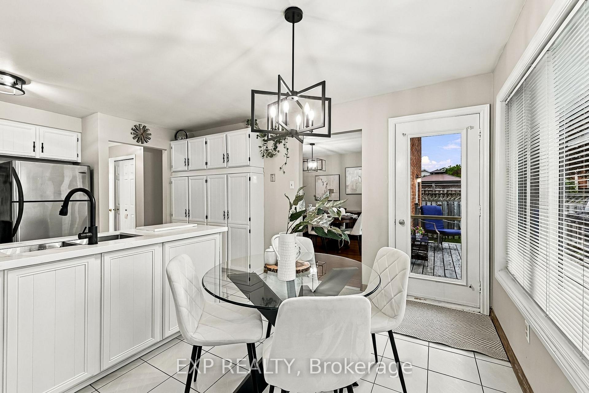 Photo 16 of 40 Orchard Park Drive, Clarington, Bowmanville — HOMEH