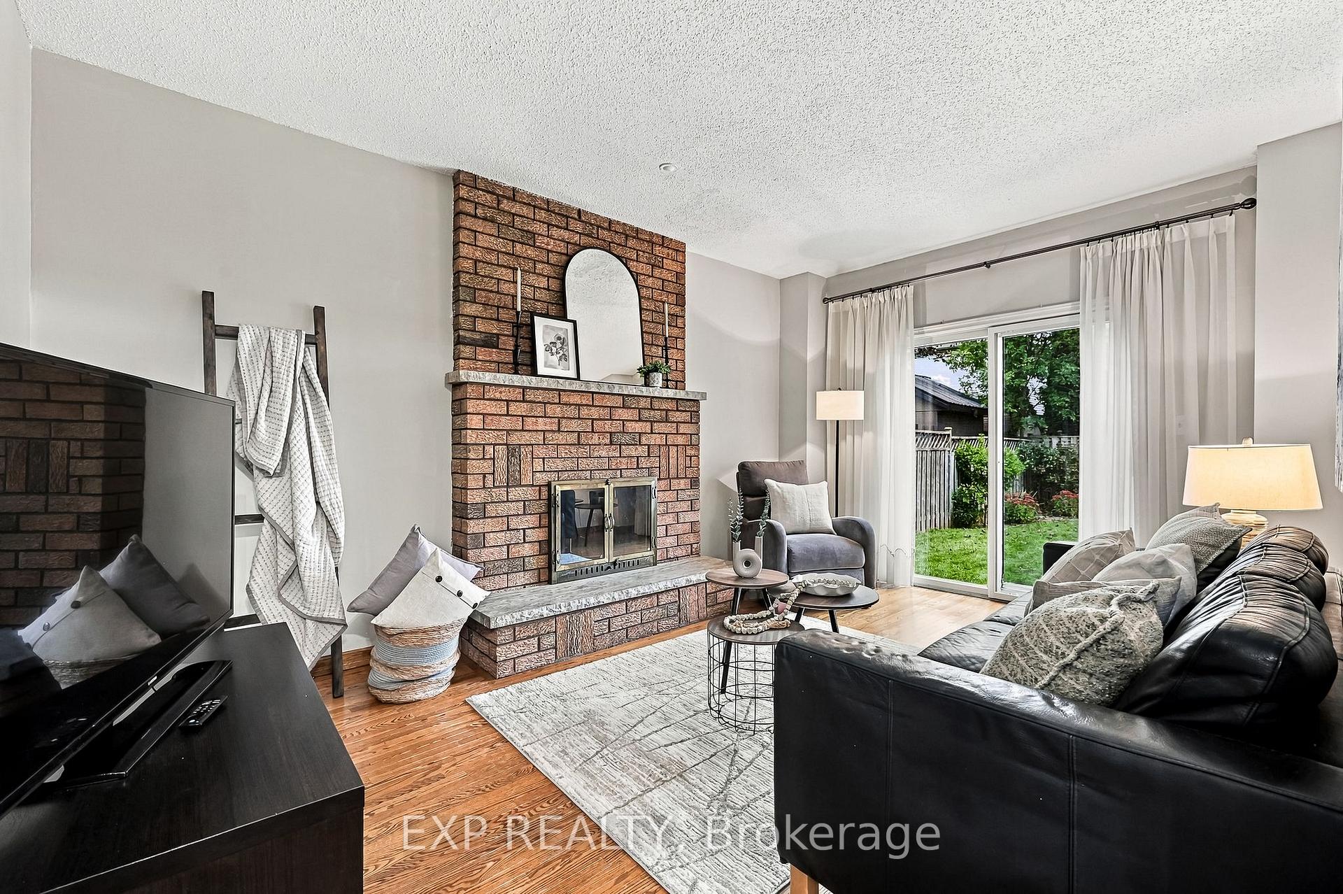 Photo 22 of 40 Orchard Park Drive, Clarington, Bowmanville — HOMEH