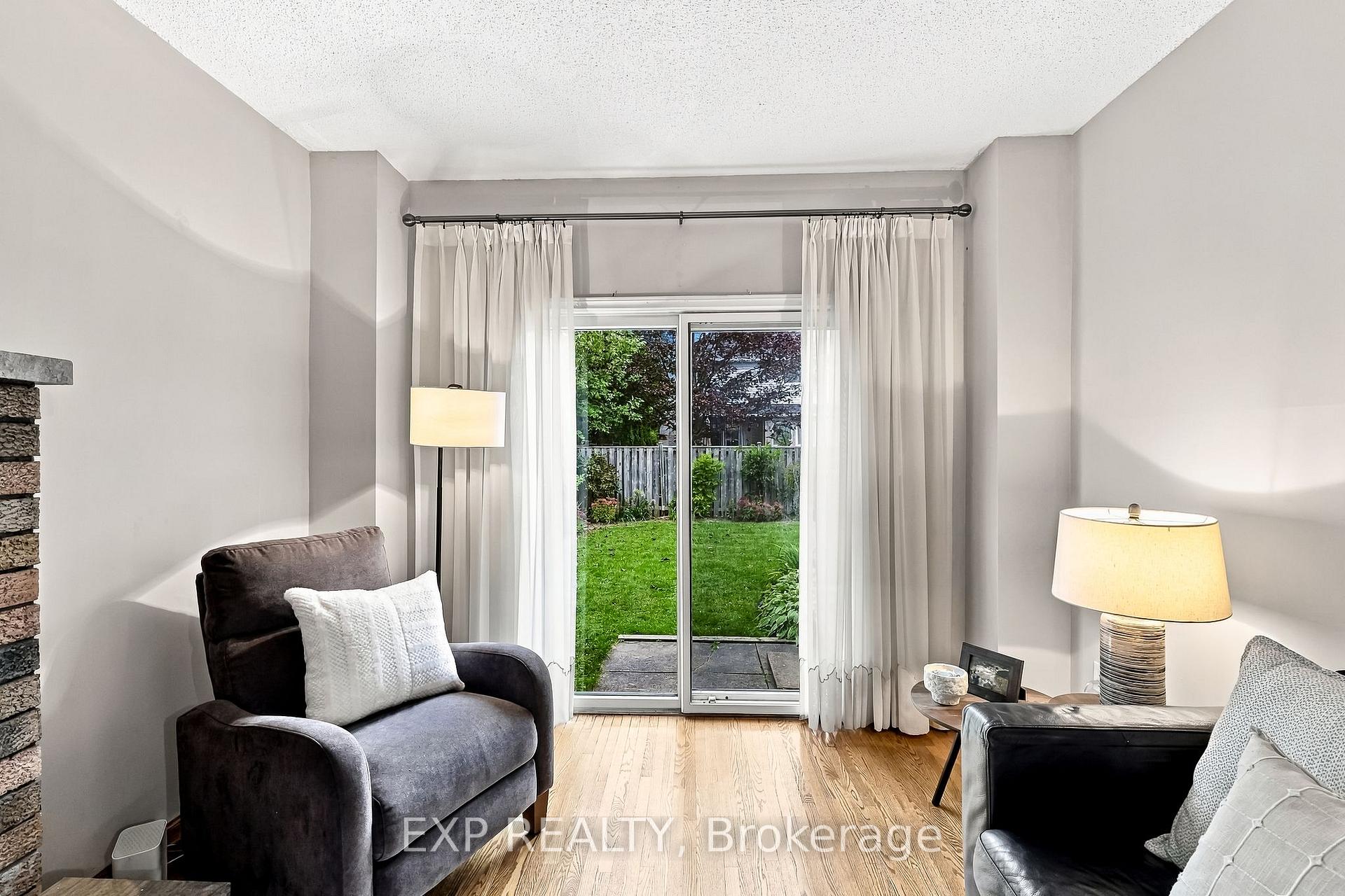 Photo 25 of 40 Orchard Park Drive, Clarington, Bowmanville — HOMEH