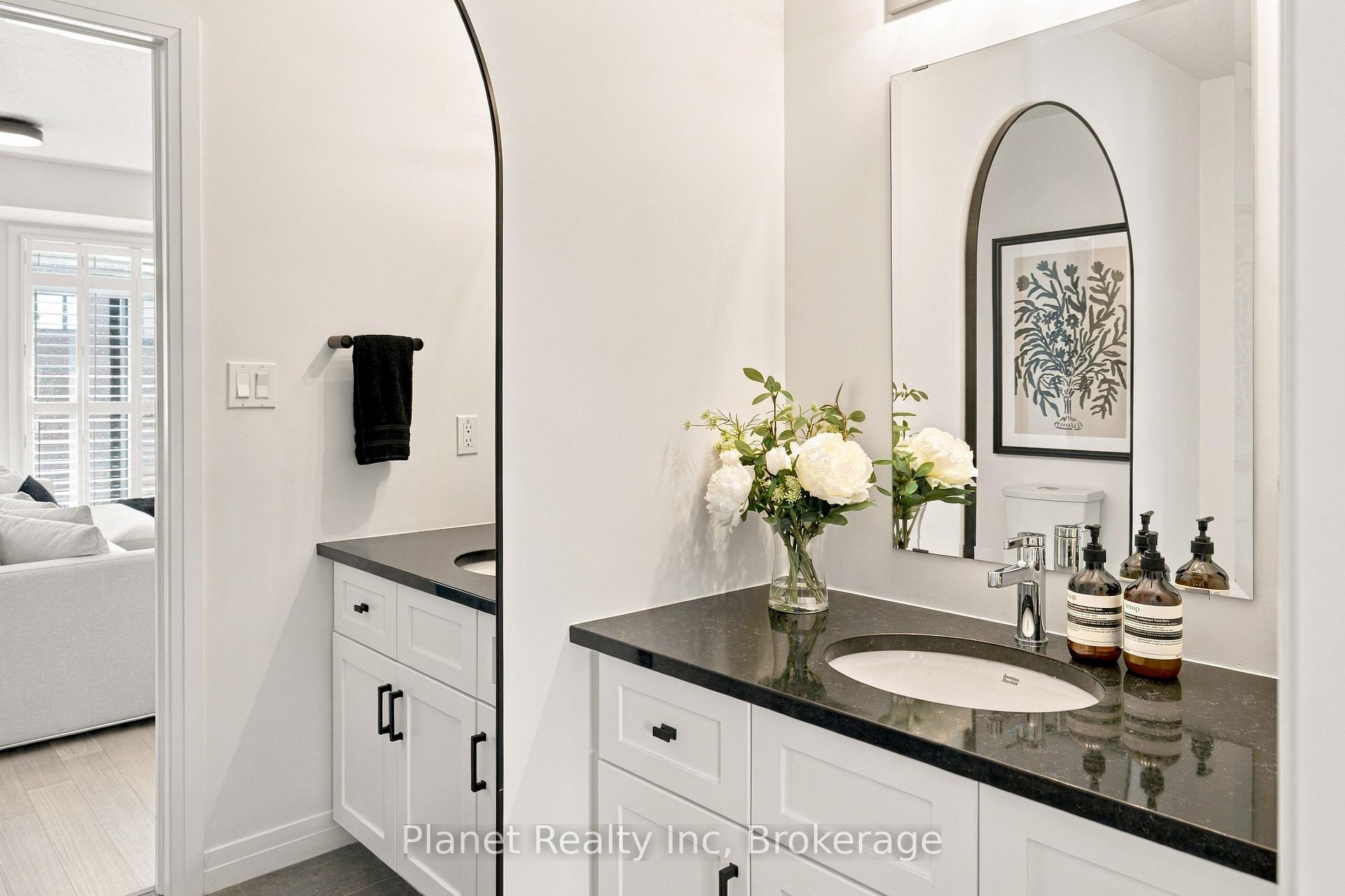 Photo 8 of 79 Thatcher Drive, Guelph, Kortright East — HOMEH