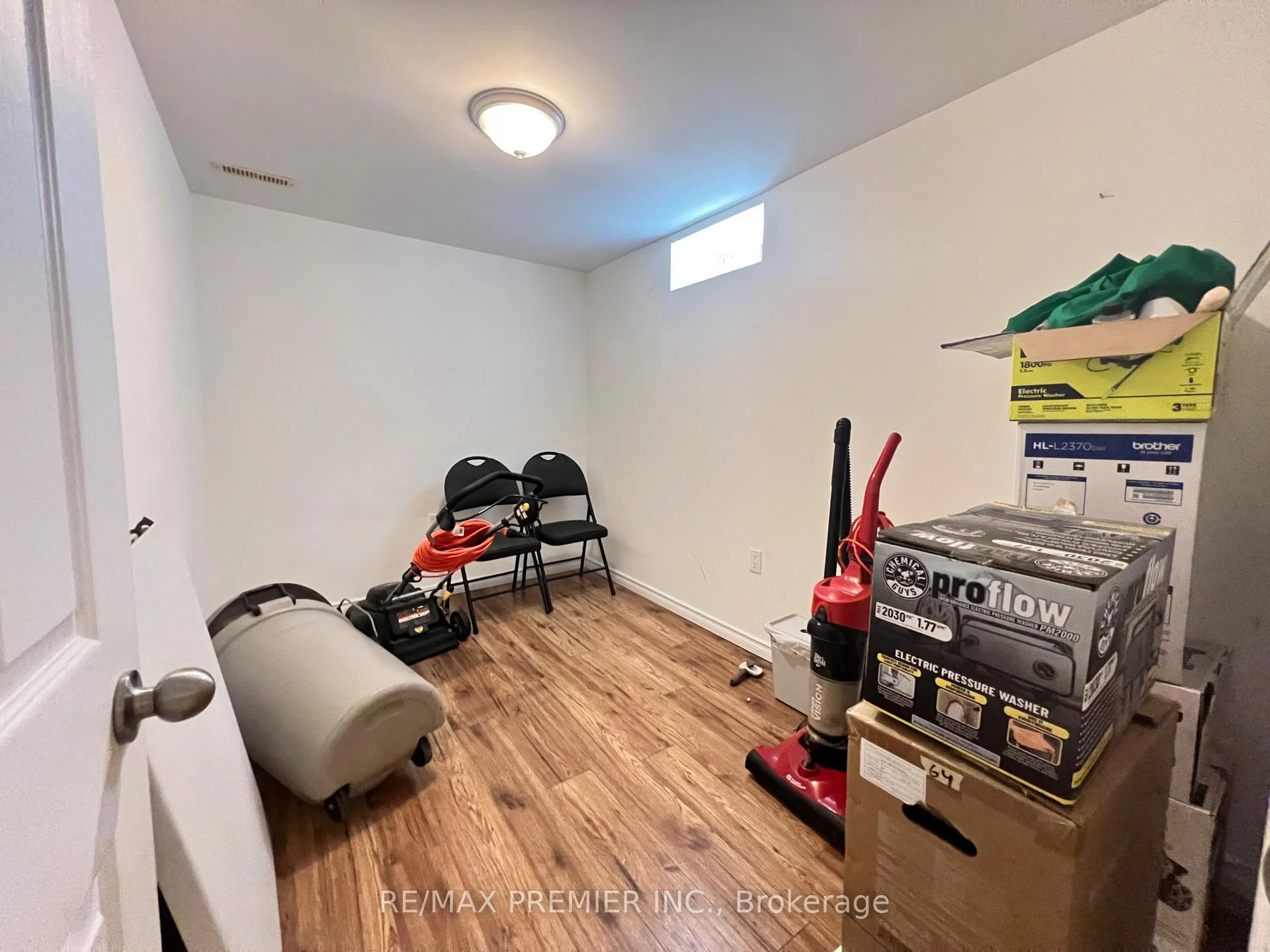 Photo 10 of 371 Krotone Crescent, Mississauga, Meadowvale Village — HOMEH