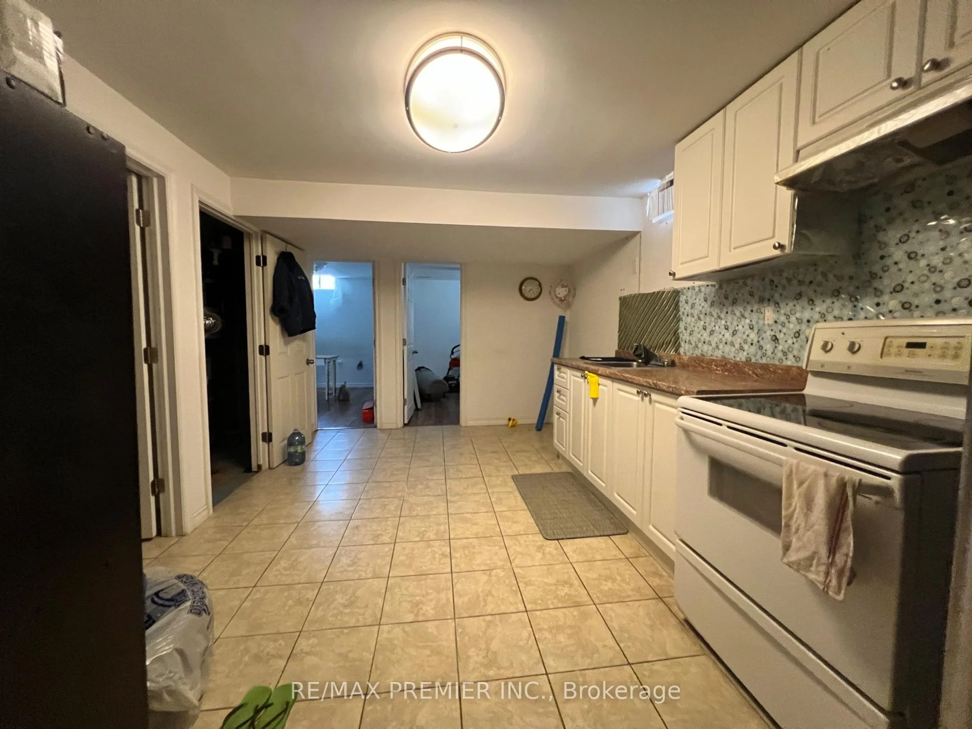 Photo 11 of 371 Krotone Crescent, Mississauga, Meadowvale Village — HOMEH