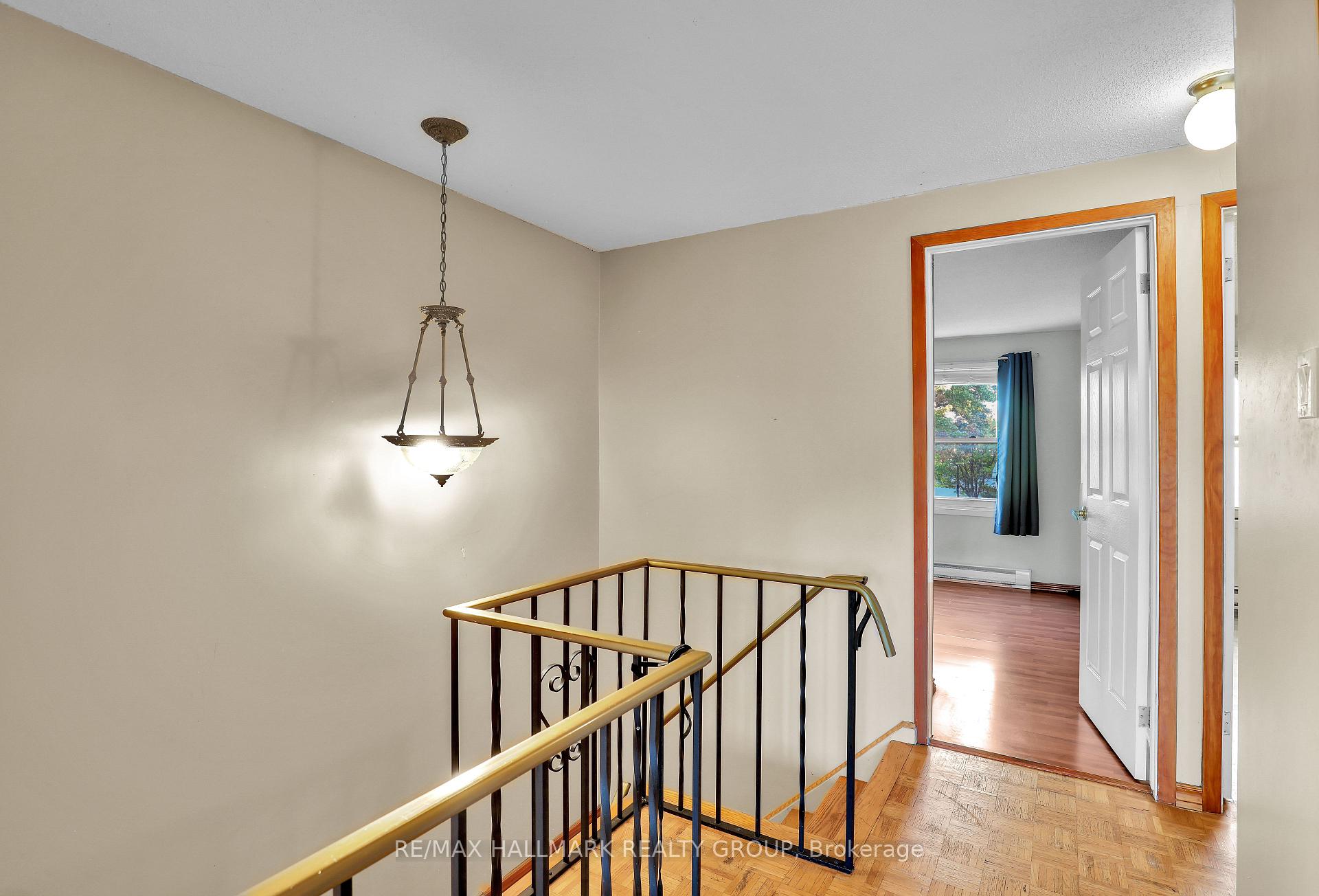Photo 10 of 924 Dynes Road, Ottawa, Carleton Square — HOMEH
