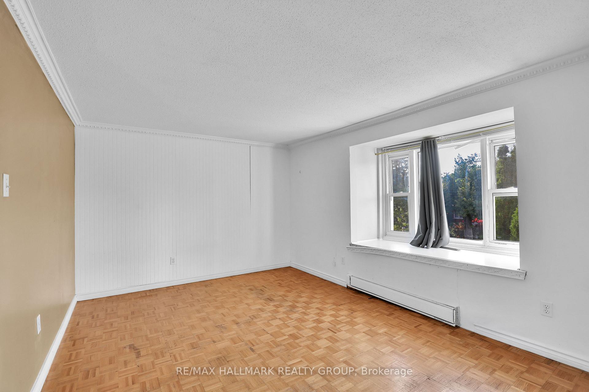 Photo 12 of 924 Dynes Road, Ottawa, Carleton Square — HOMEH