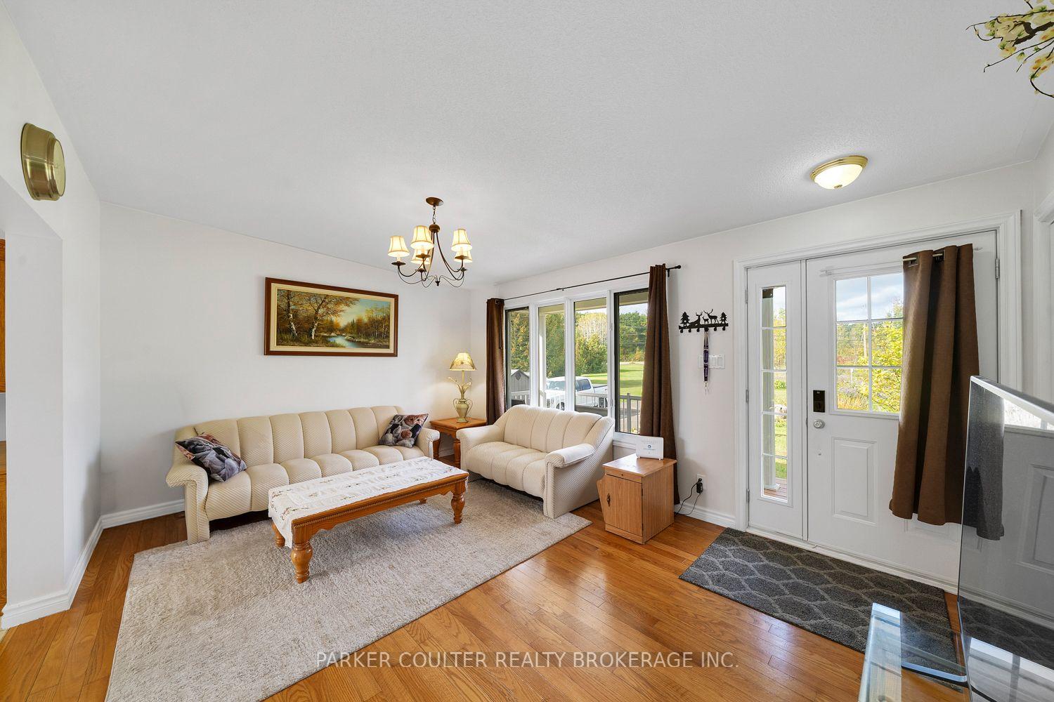 Photo 4 of 142 Lone Pine Road, Georgian Bay, Baxter — HOMEH