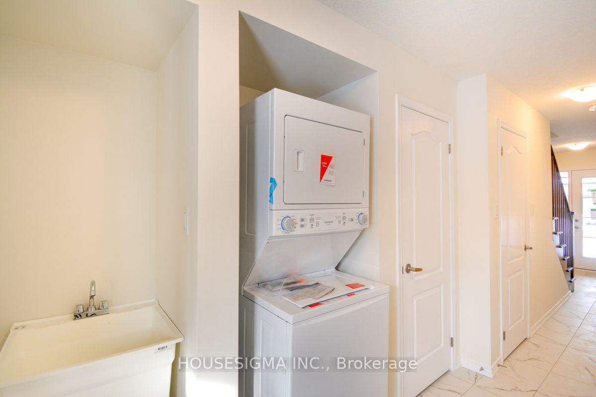 Photo 3 of 65 Holder Drive, Brantford, Empire South — HOMEH