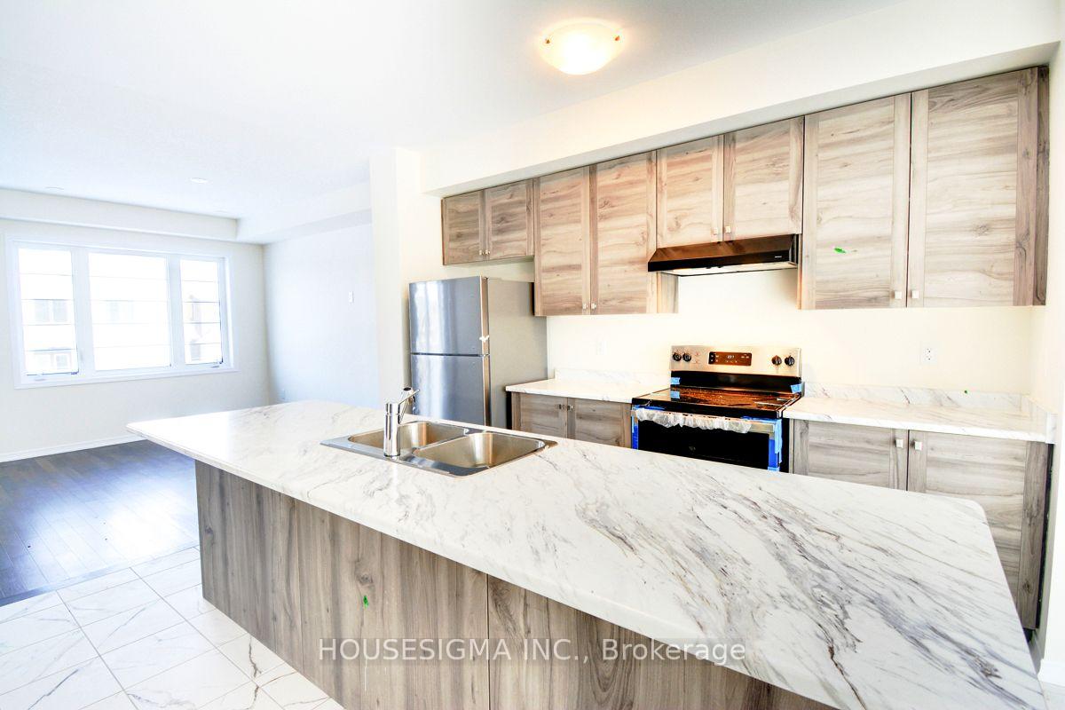 Photo 4 of 65 Holder Drive, Brantford, Empire South — HOMEH