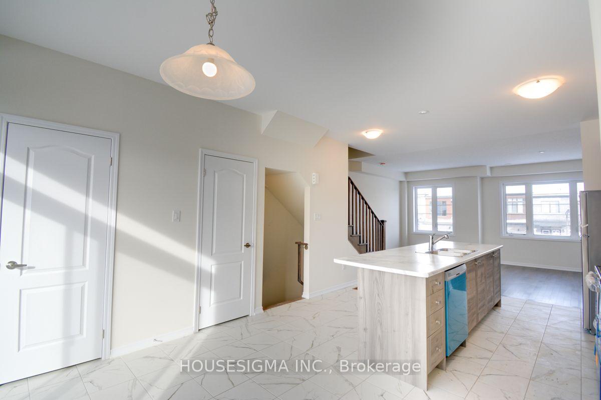 Photo 6 of 65 Holder Drive, Brantford, Empire South — HOMEH