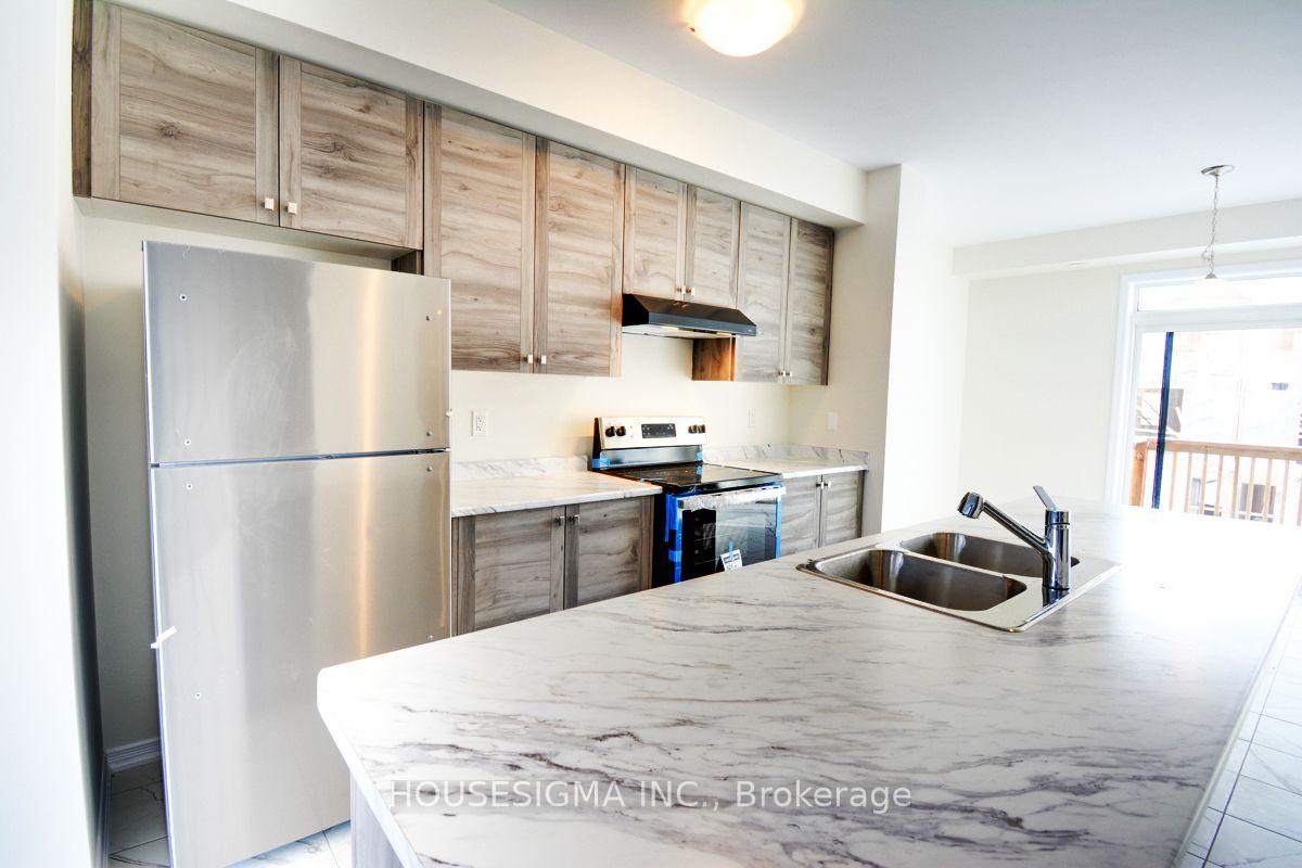 Photo 7 of 65 Holder Drive, Brantford, Empire South — HOMEH