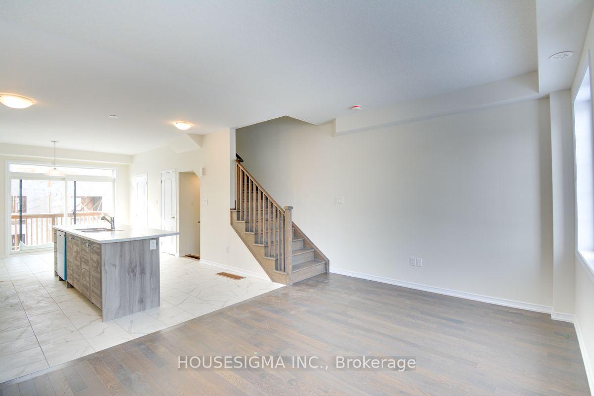 Photo 10 of 65 Holder Drive, Brantford, Empire South — HOMEH