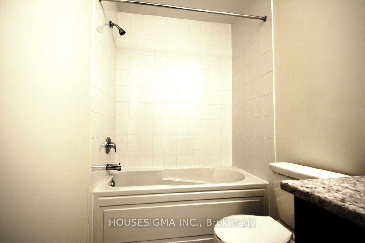 Photo 15 of 65 Holder Drive, Brantford, Empire South — HOMEH
