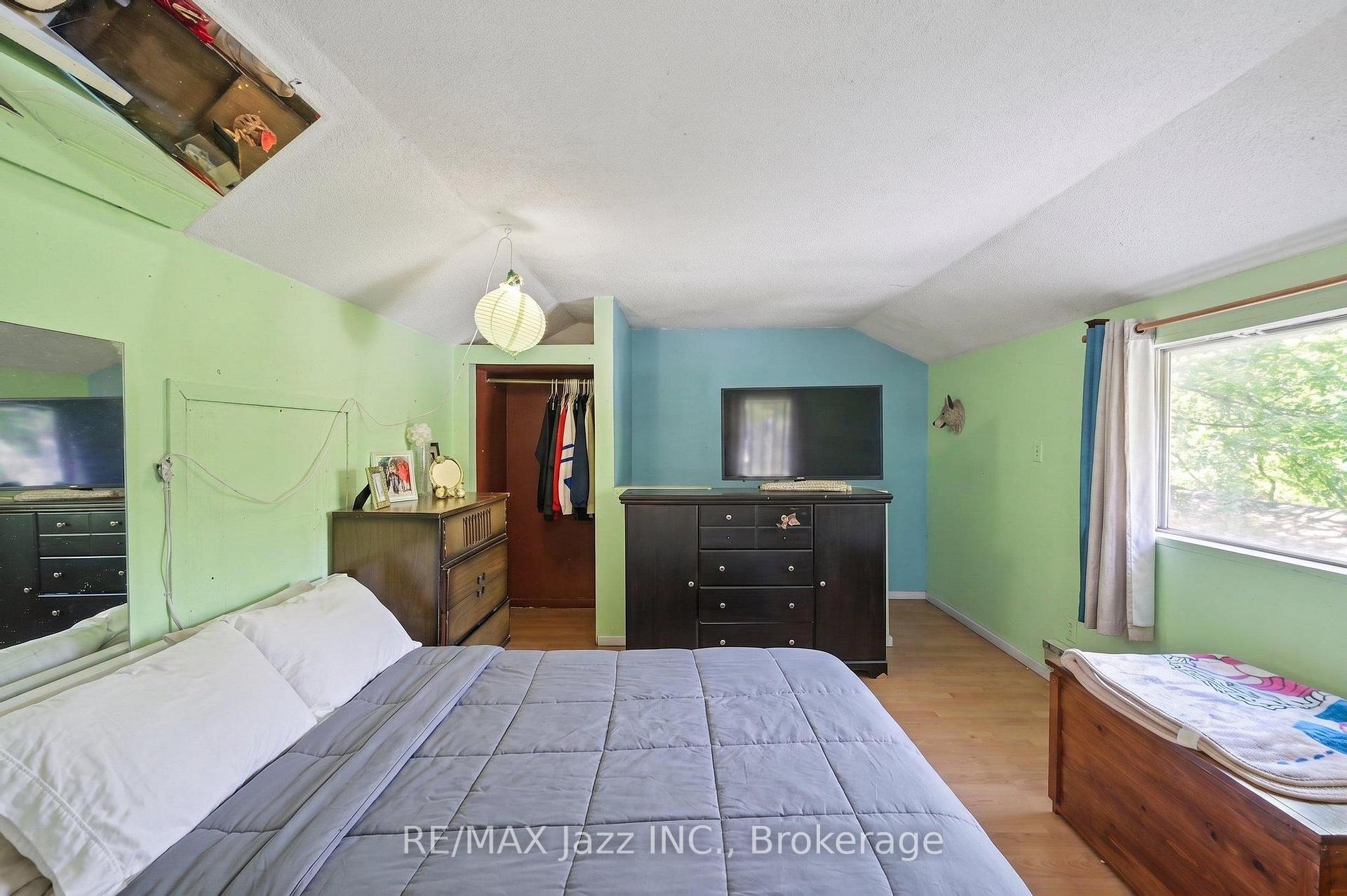 Photo 14 of 4 Hubbard Street, Georgina, Pefferlaw — HOMEH