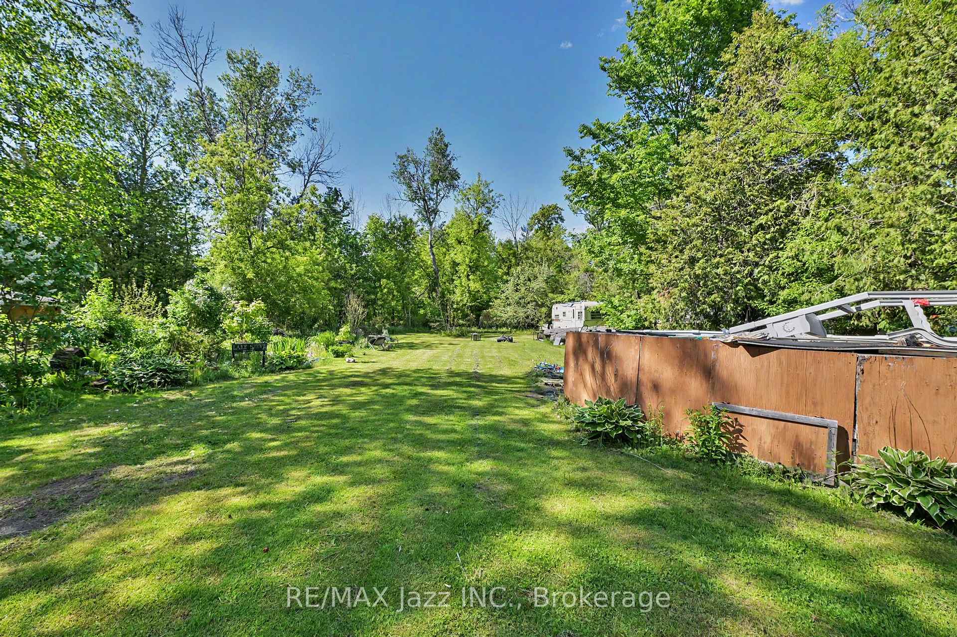 Photo 20 of 4 Hubbard Street, Georgina, Pefferlaw — HOMEH