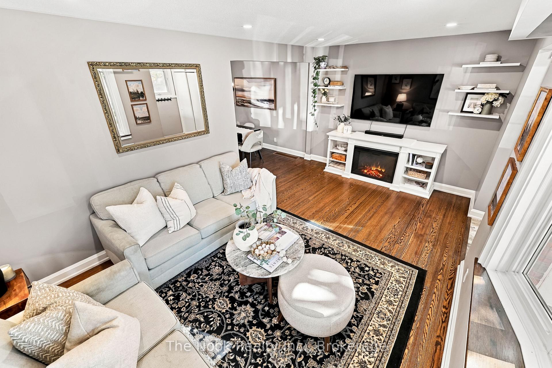 Photo 7 of 293 Brighton Court, Oshawa, Eastdale — HOMEH