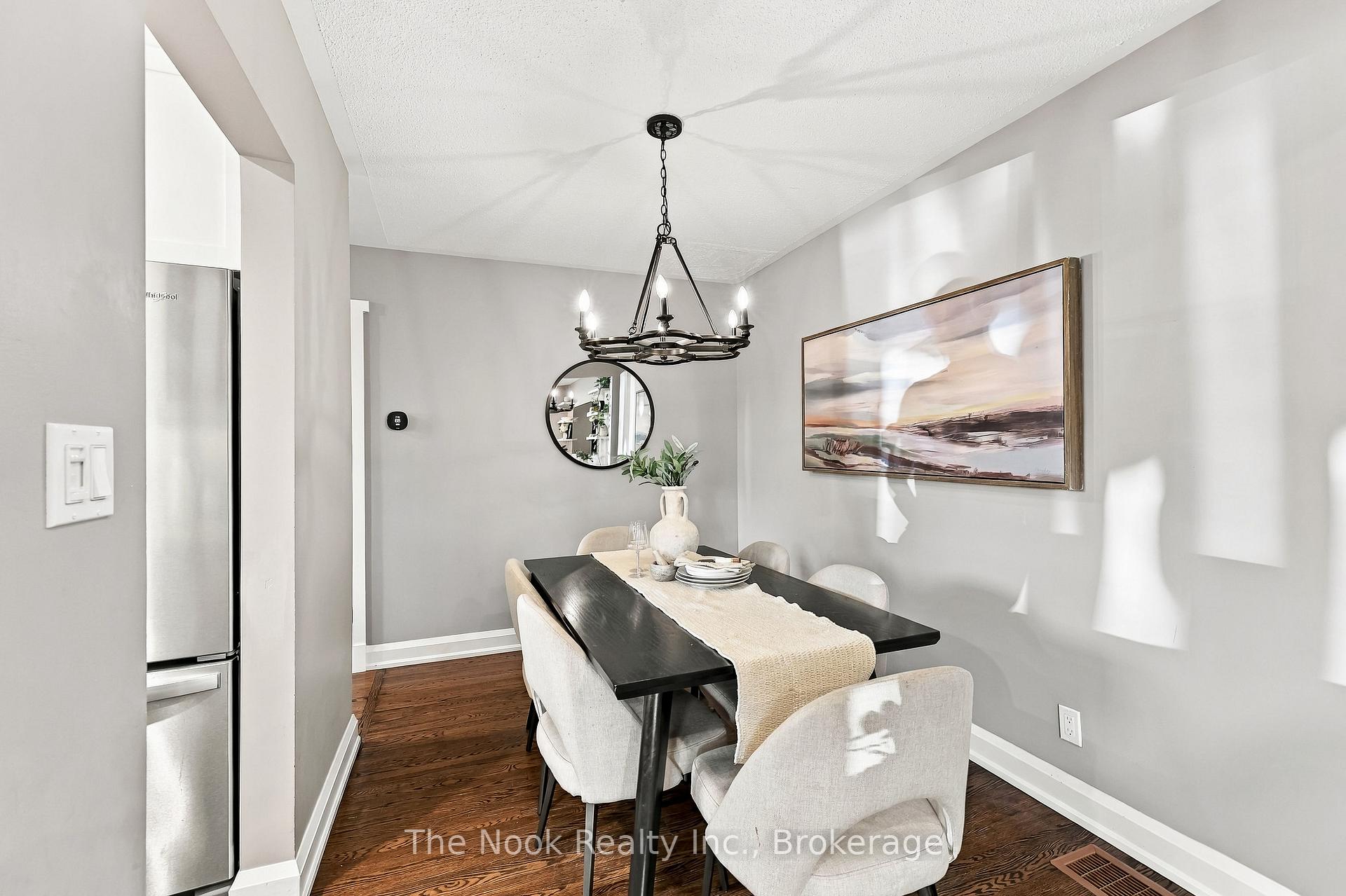 Photo 8 of 293 Brighton Court, Oshawa, Eastdale — HOMEH