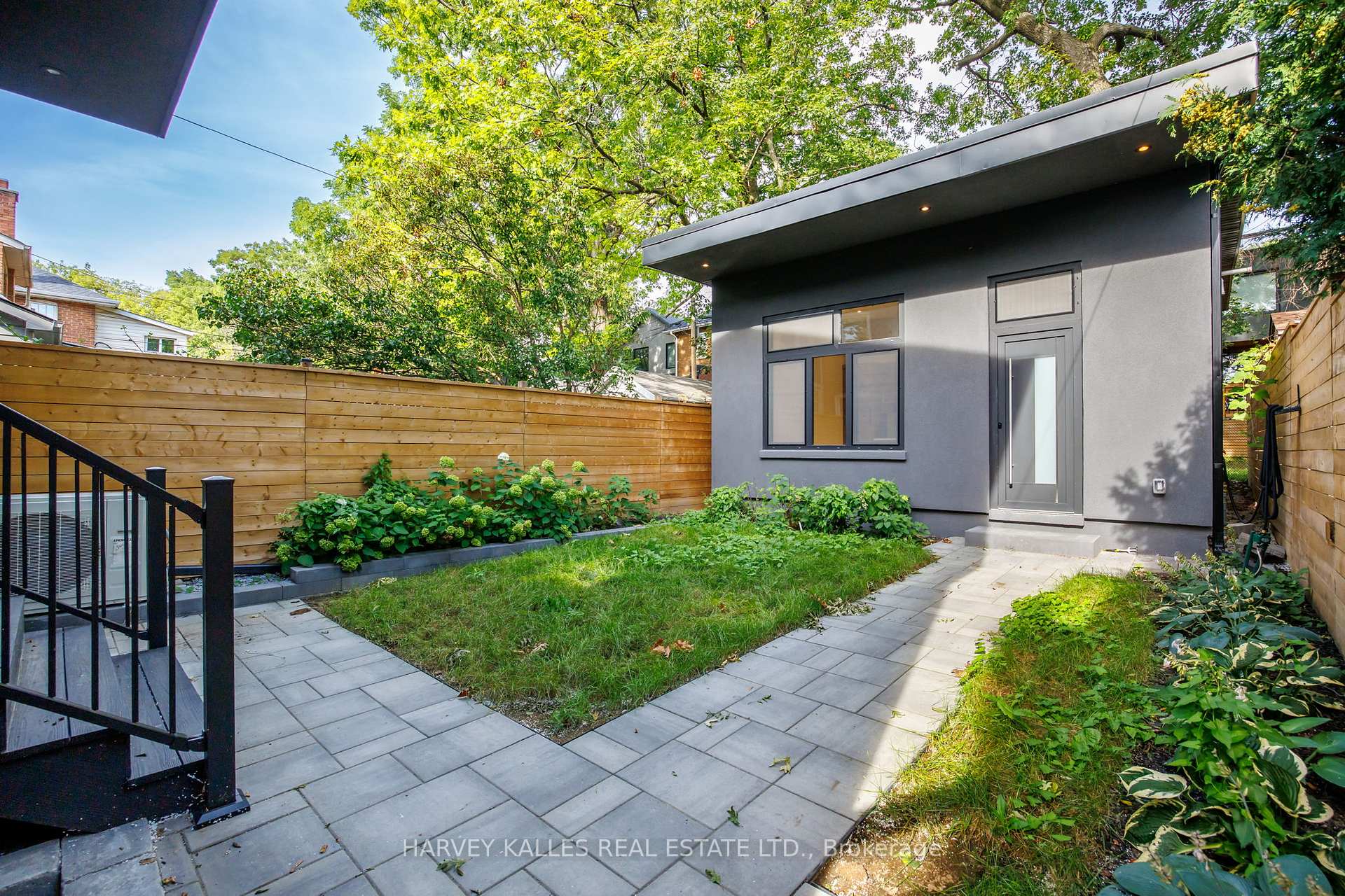 Photo 17 of 199 Arlington Avenue, Toronto, Humewood-Cedarvale — HOMEH