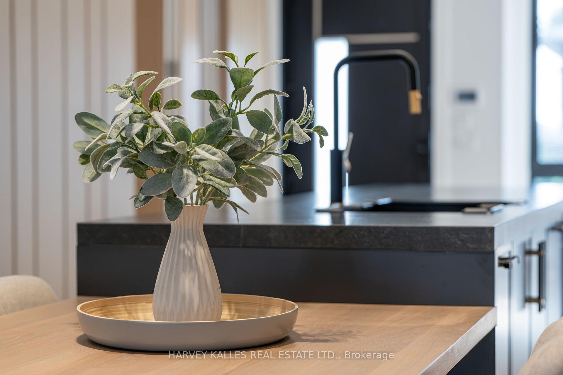 Photo 42 of 199 Arlington Avenue, Toronto, Humewood-Cedarvale — HOMEH